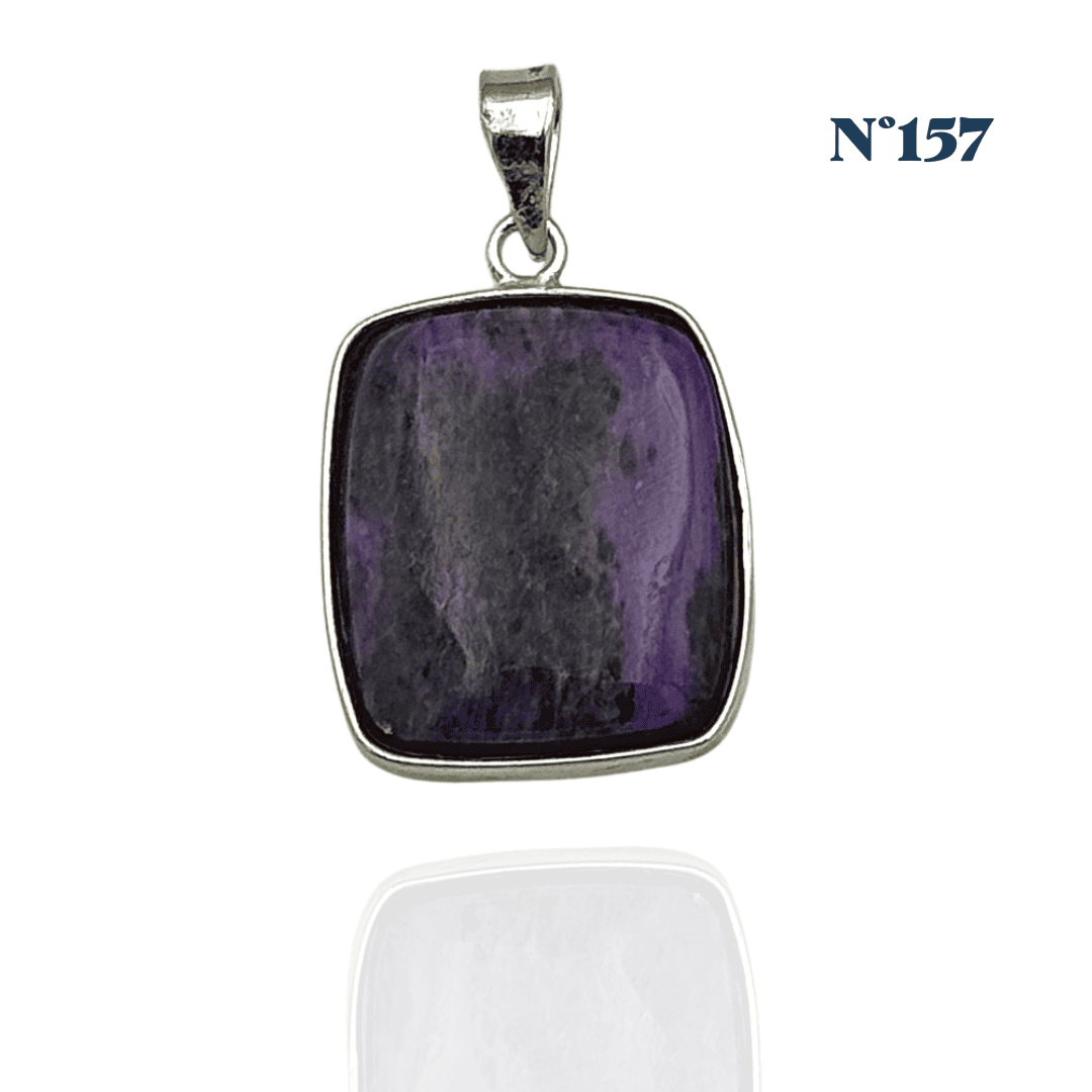 Pendentif en Charoïte – Transformation et Sagesse Intérieure