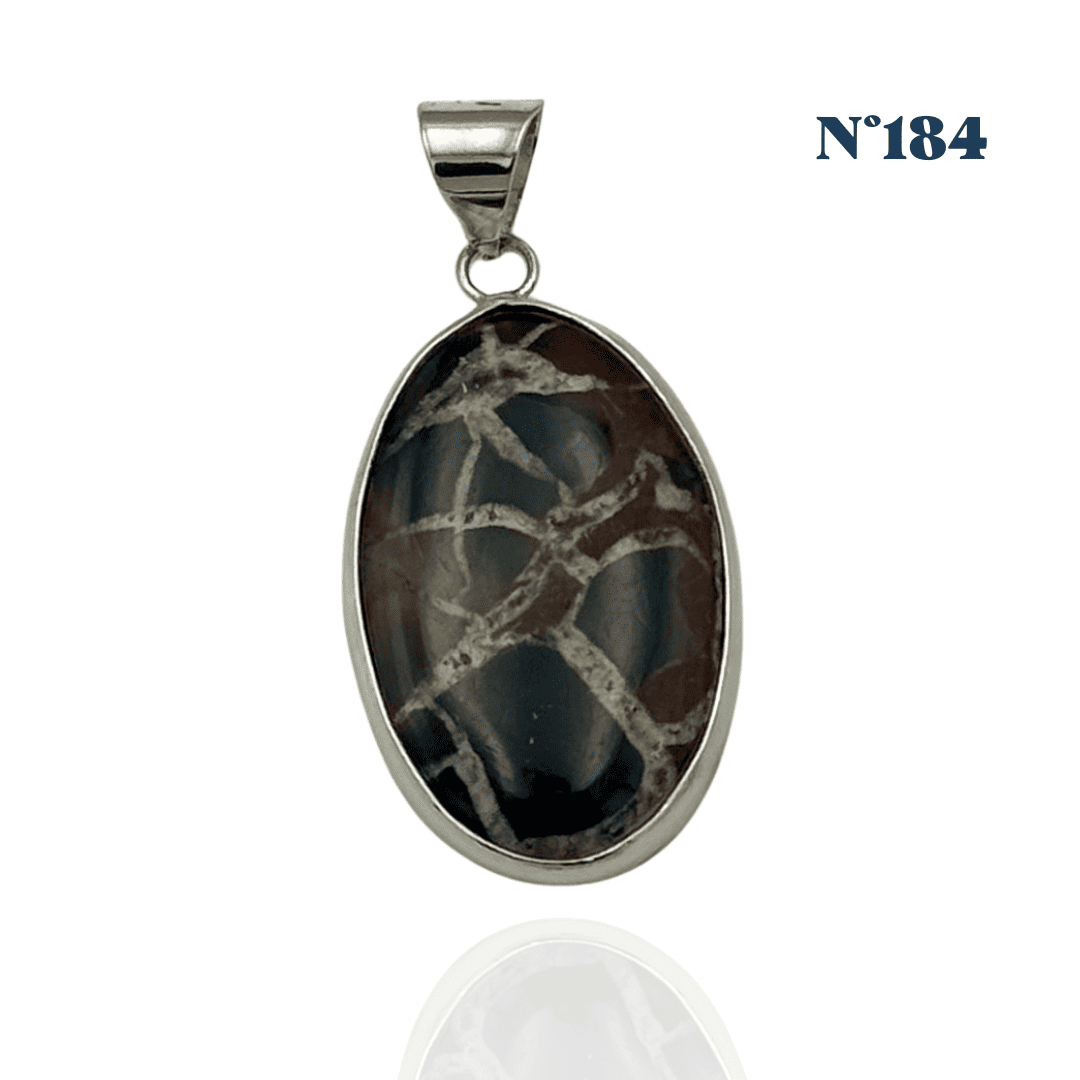 Pendentif Septaria Noire – Ancrage et Stabilité Émotionnelle