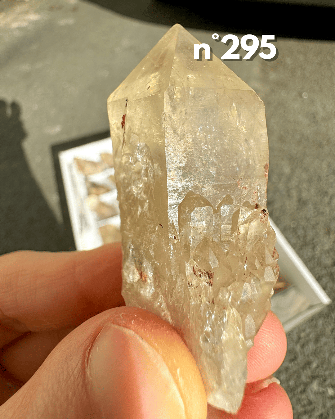 Citrine Brute Naturelle – Pointe de Lumière et Abondance