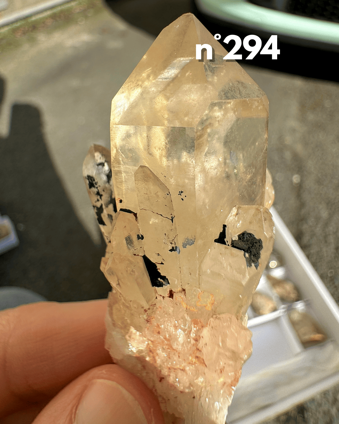 Citrine Brute Naturelle – Pointe de Lumière et Abondance