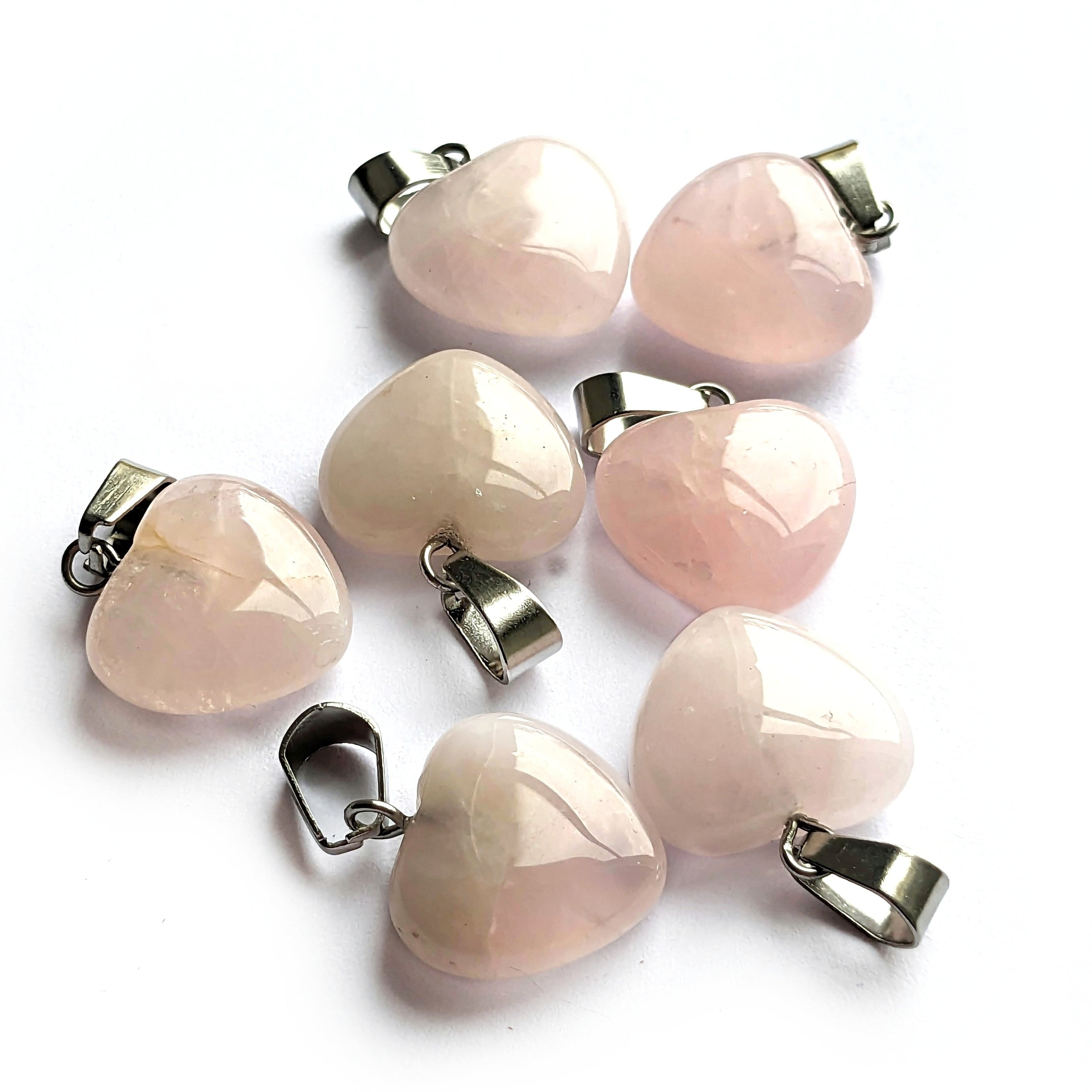 Pendentif Cœur en Quartz Rose – Amour et Douceur Émotionnelle