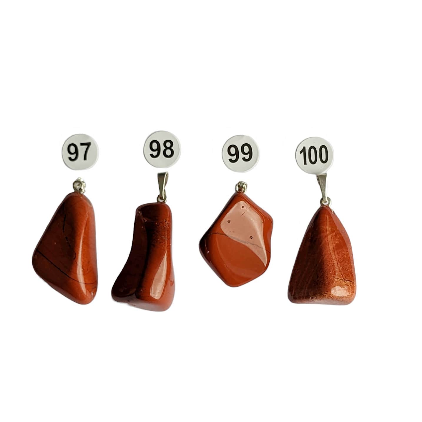 Pendentif en Jaspe Rouge Roulée – Vitalité et Ancrage