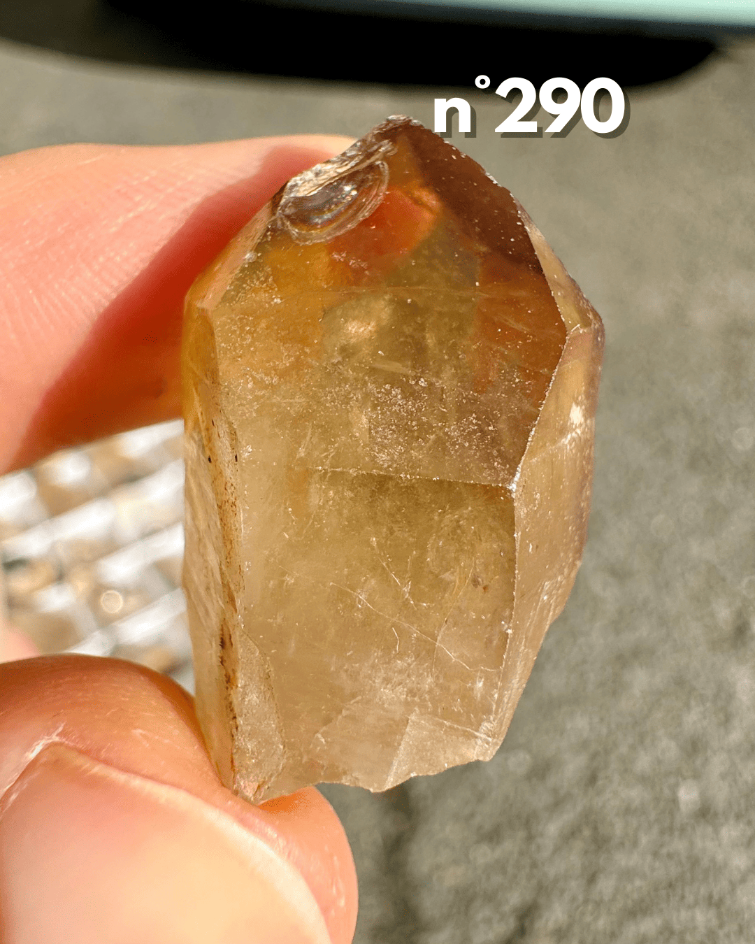 Cristaux Bruts de Citrine – Énergie et Abondance
