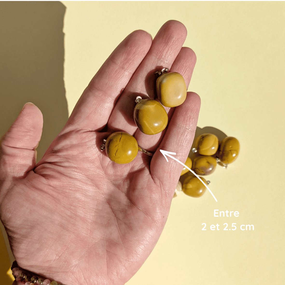 Pendentif en Jaspe Mokaïte Roulée – Vitalité et Adaptabilité