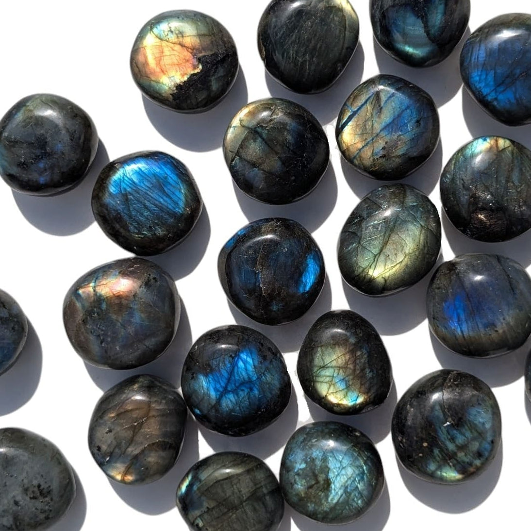 Pierre Roulée Labradorite – Protection et Intuition