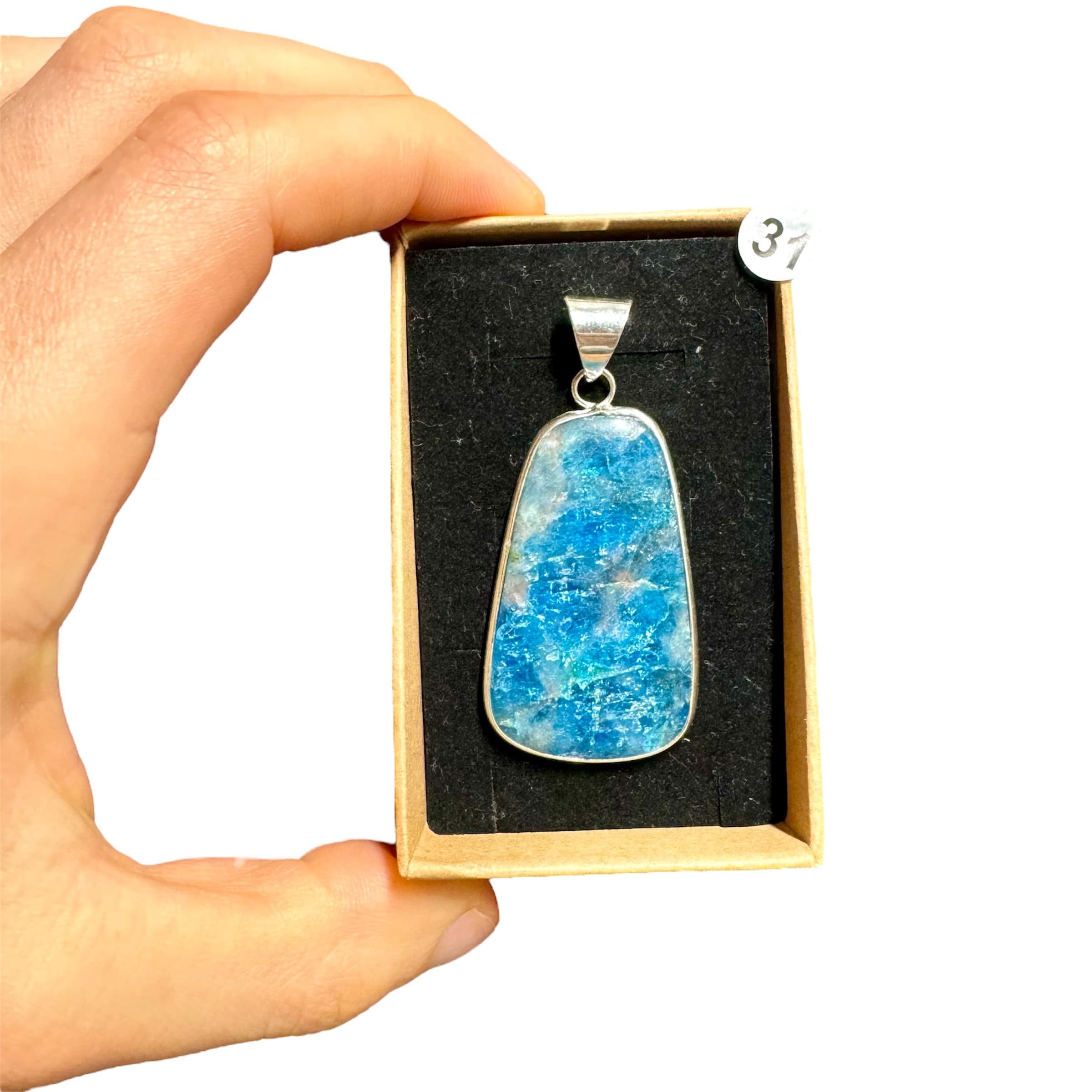Pendentif en Apatite Bleue – Communication et Clarté d’Esprit