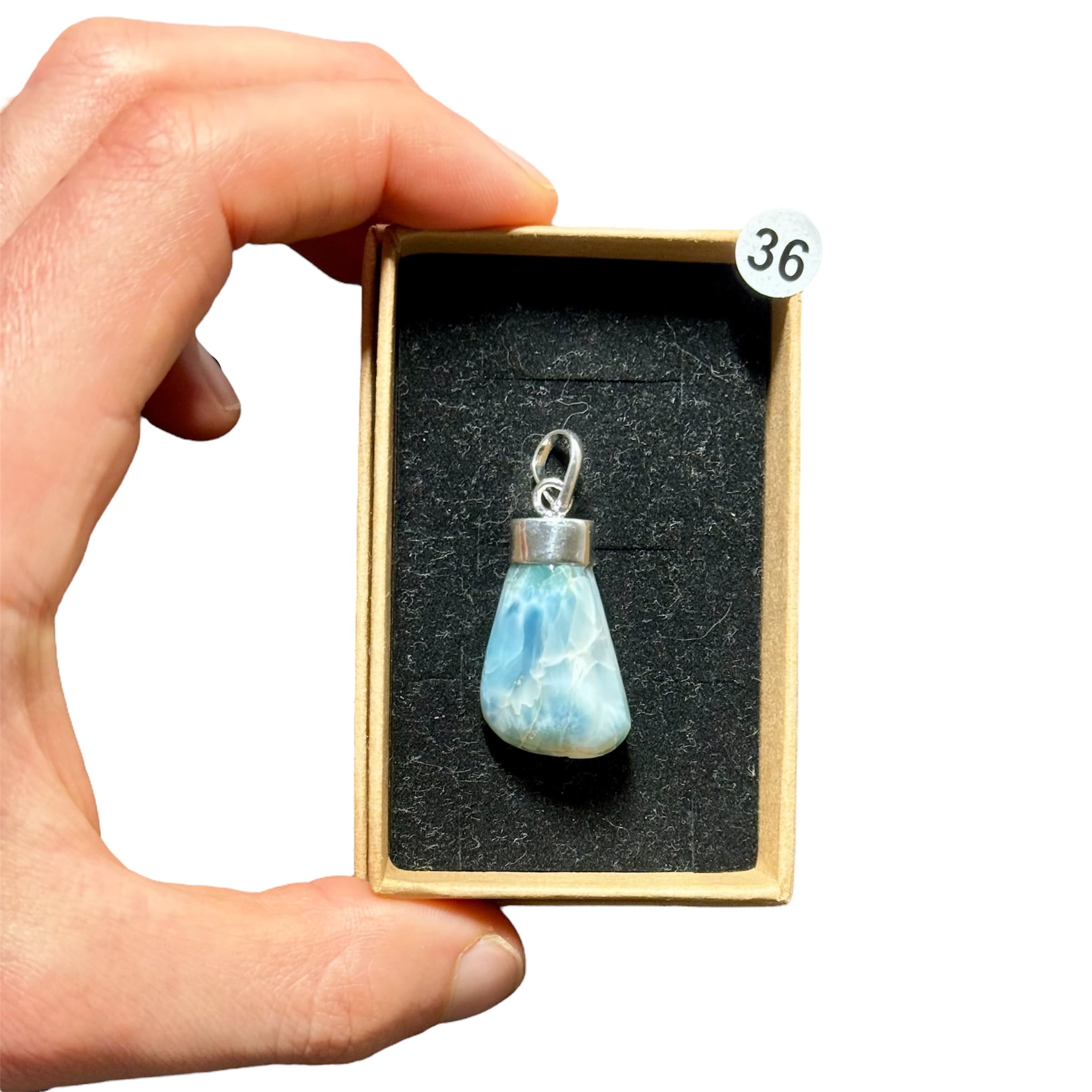 Pendentif en Larimar – Apaisement et Élévation Spirituelle