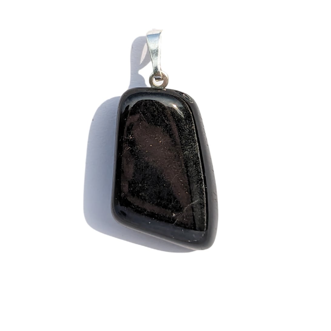 pendentif pierre oeil de faucon