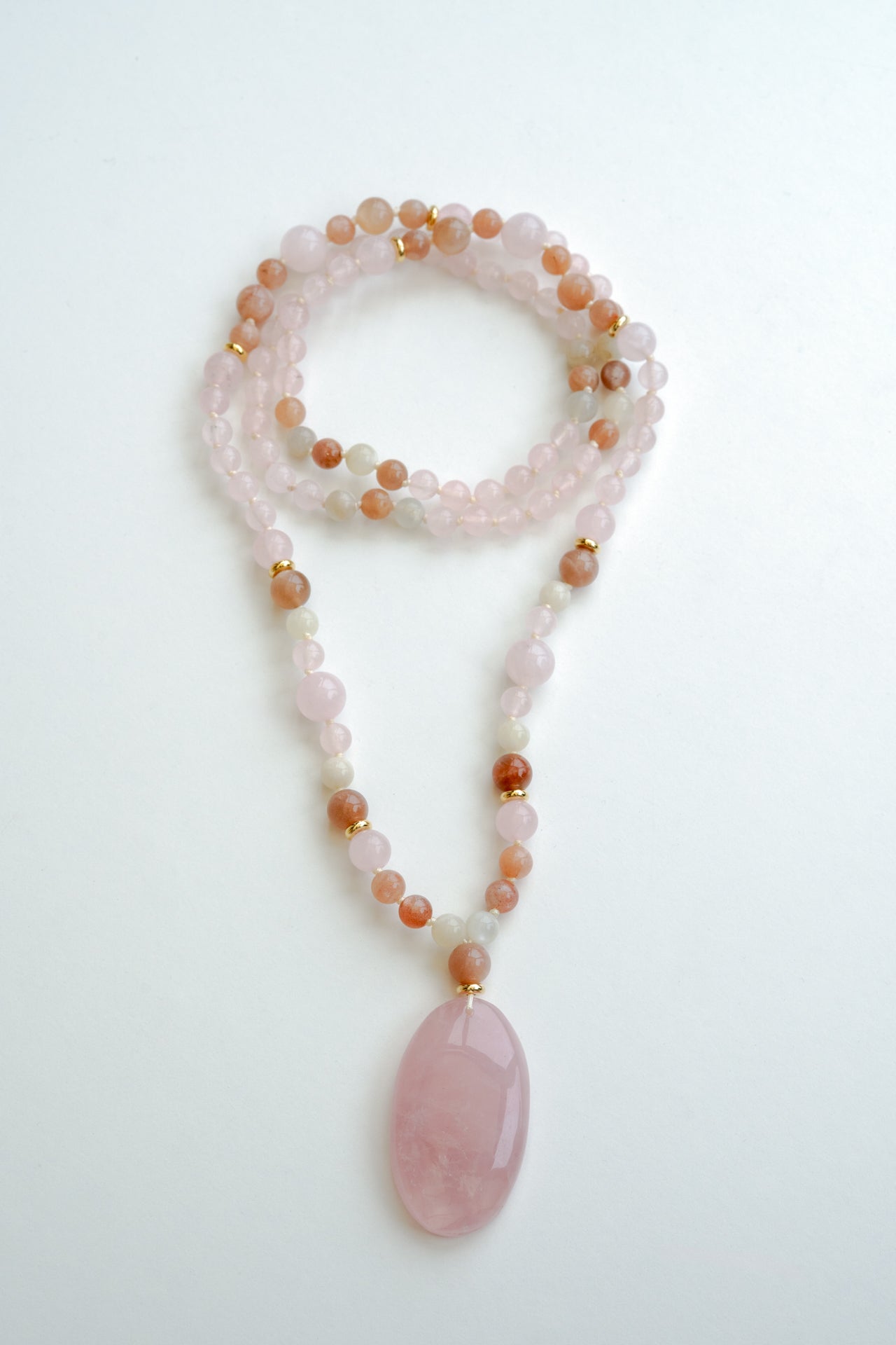 Collier mala "JE CÉLÈBRE" - Quartz rose et Pierre de lune