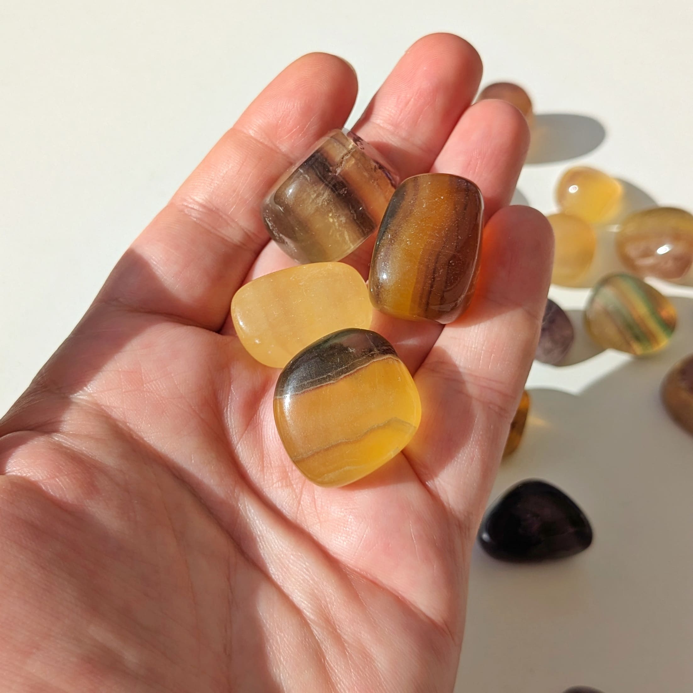 fluorite jaune pierre roulée