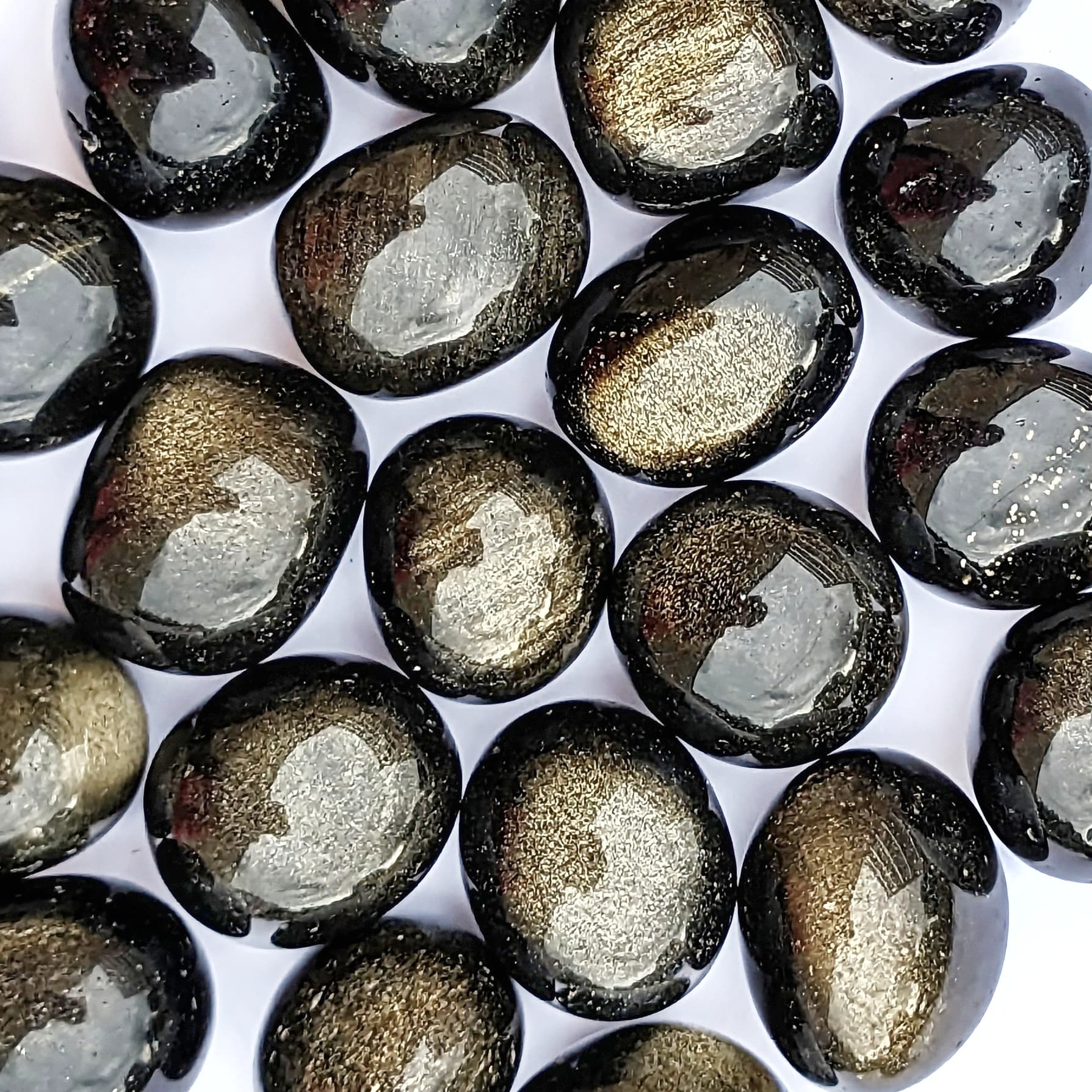 Pierre Roulée Obsidienne Dorée – Protection et Introspection