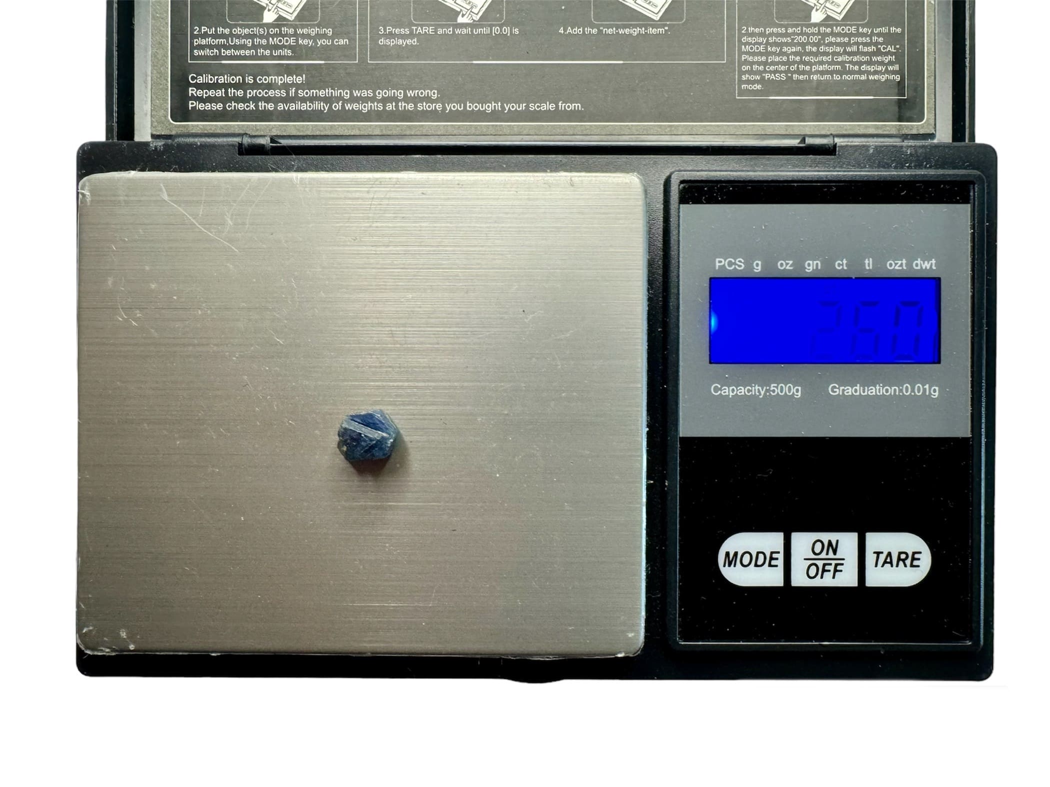 pierre de saphir brut au carat