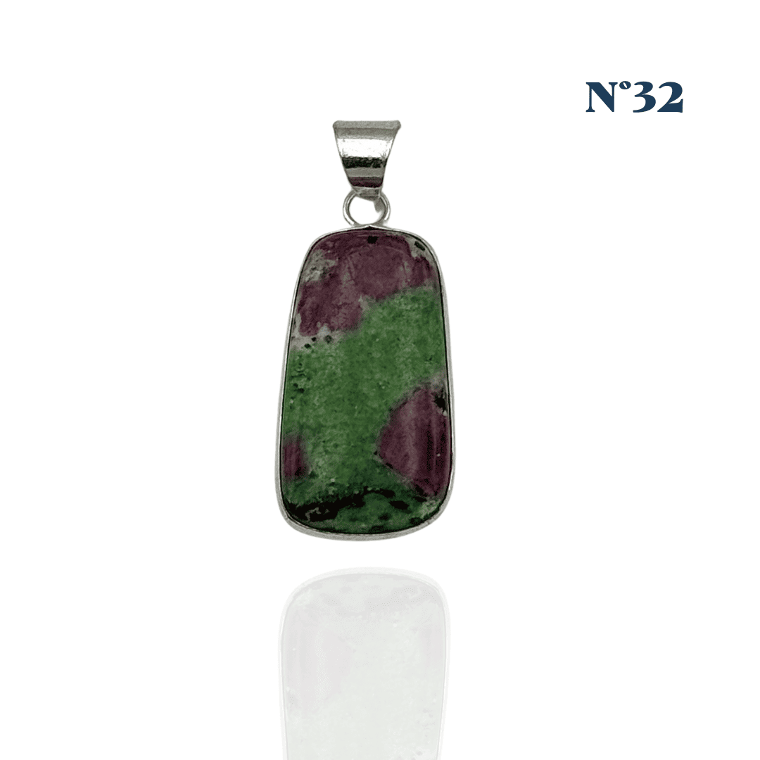 Pendentif en Rubis Zoïsite – Vitalité et Transformation
