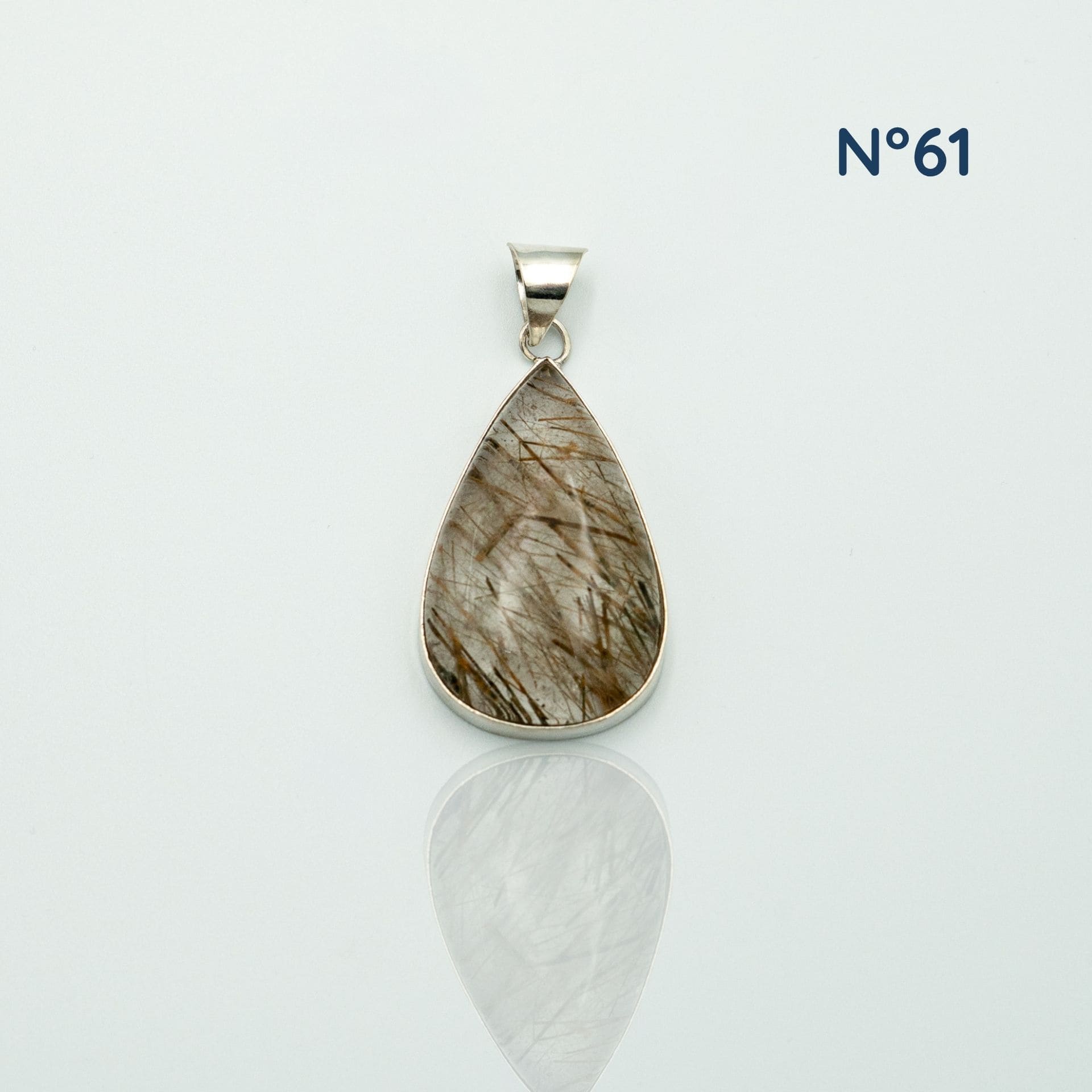 quartz rutile cadre 61