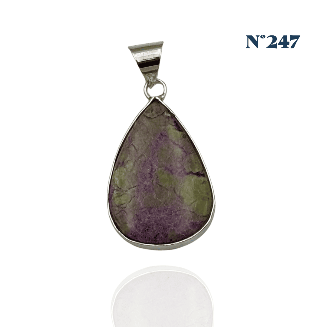 Pendentif en Stichtite sur Serpentine – Guérison et Éveil Spirituel