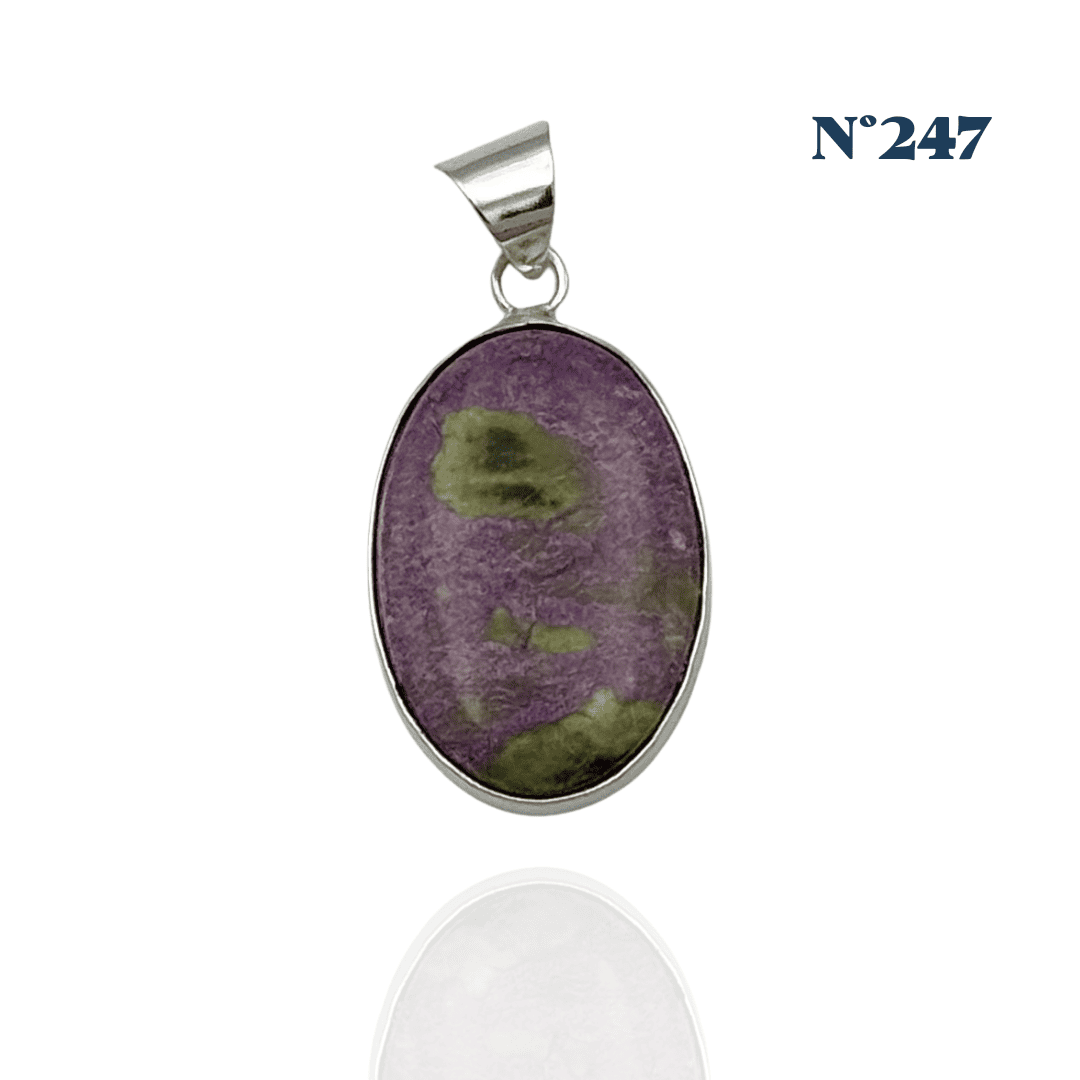 Pendentif en Stichtite sur Serpentine – Guérison et Éveil Spirituel