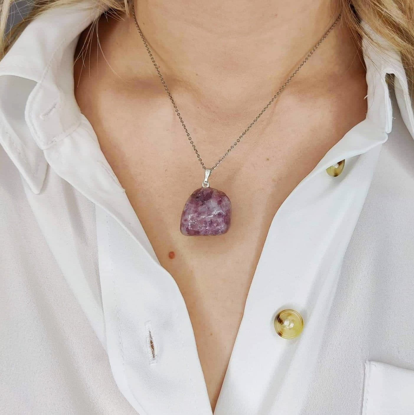 collier lepidolite