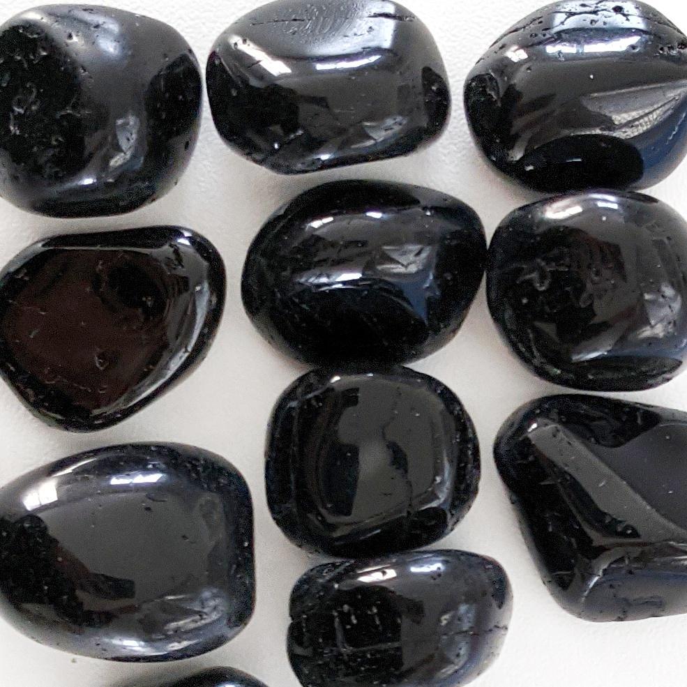 pierre roulée obsidienne