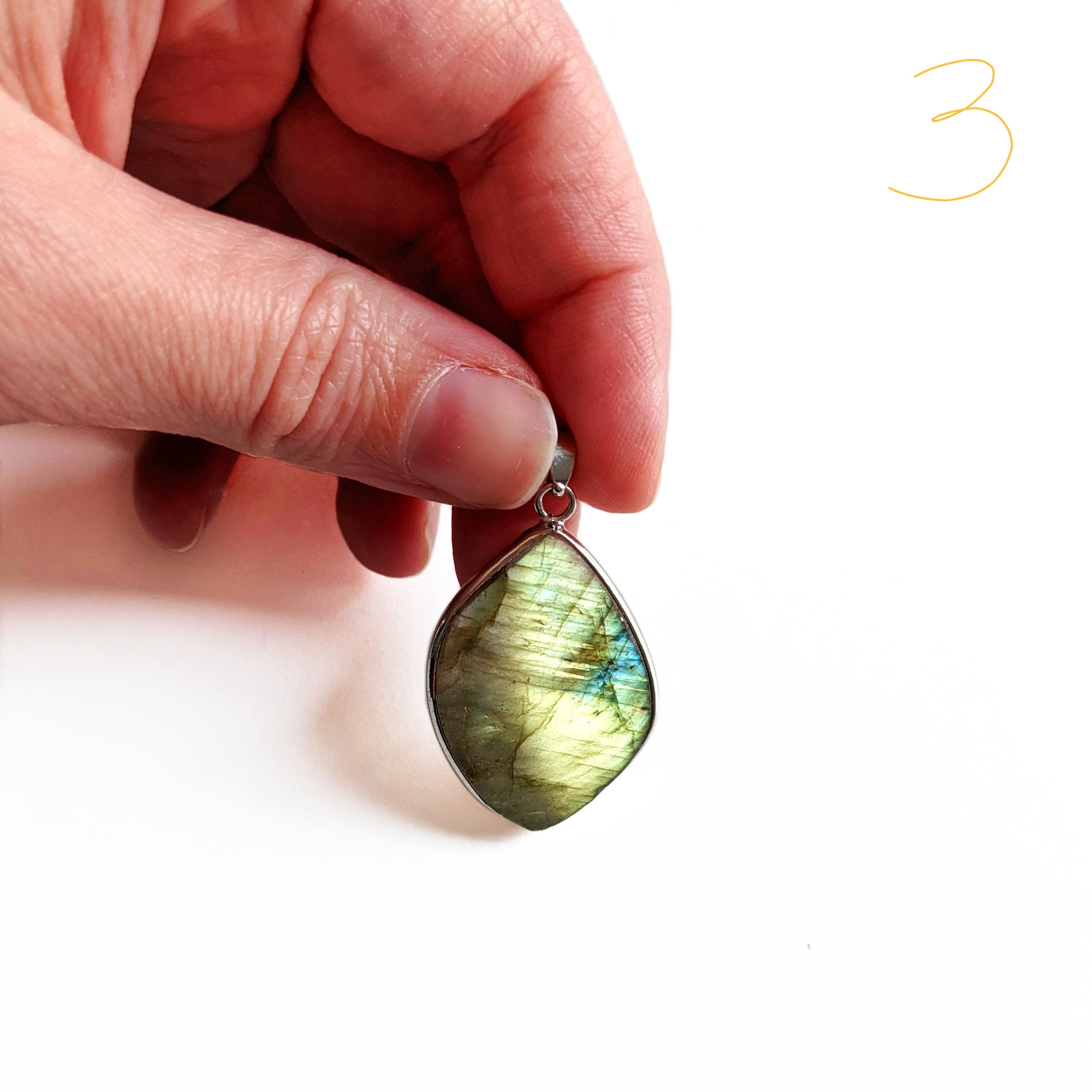 pendentif labradorite 3