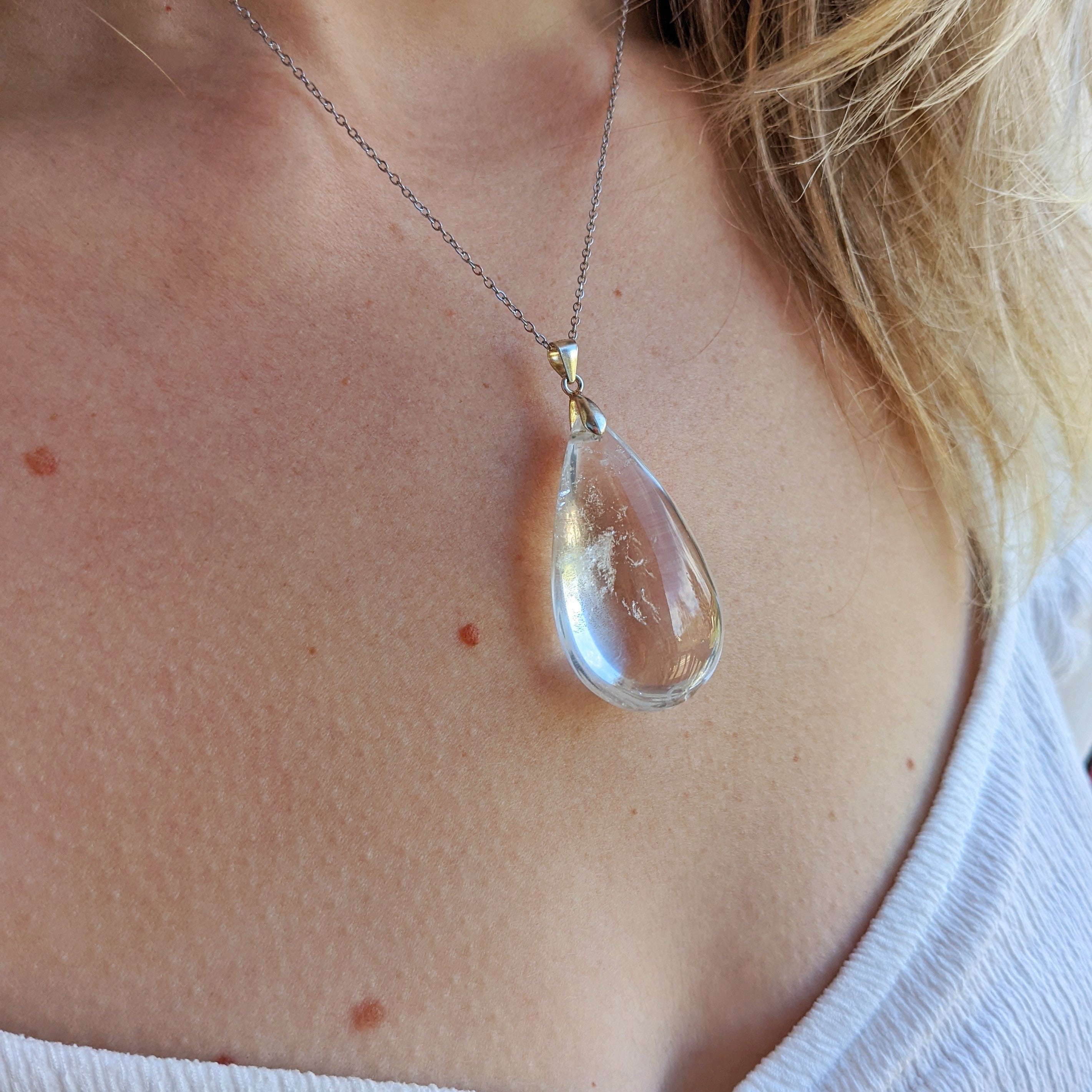 collier pierre cristal de roche