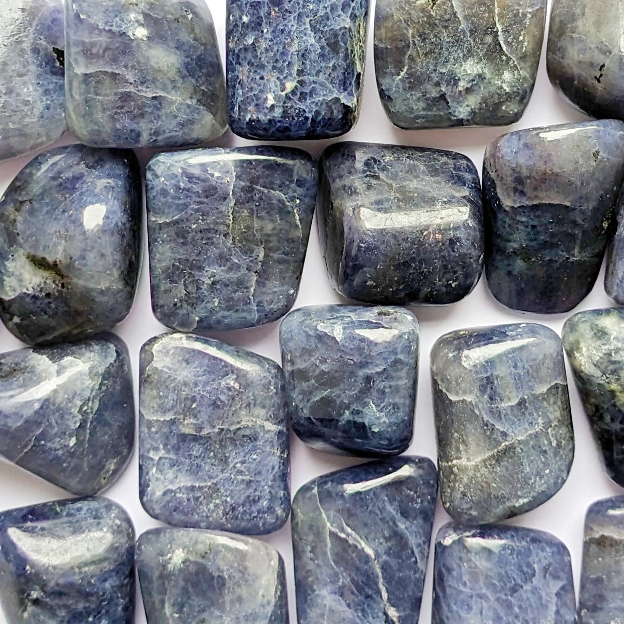 iolite pierre naturelle