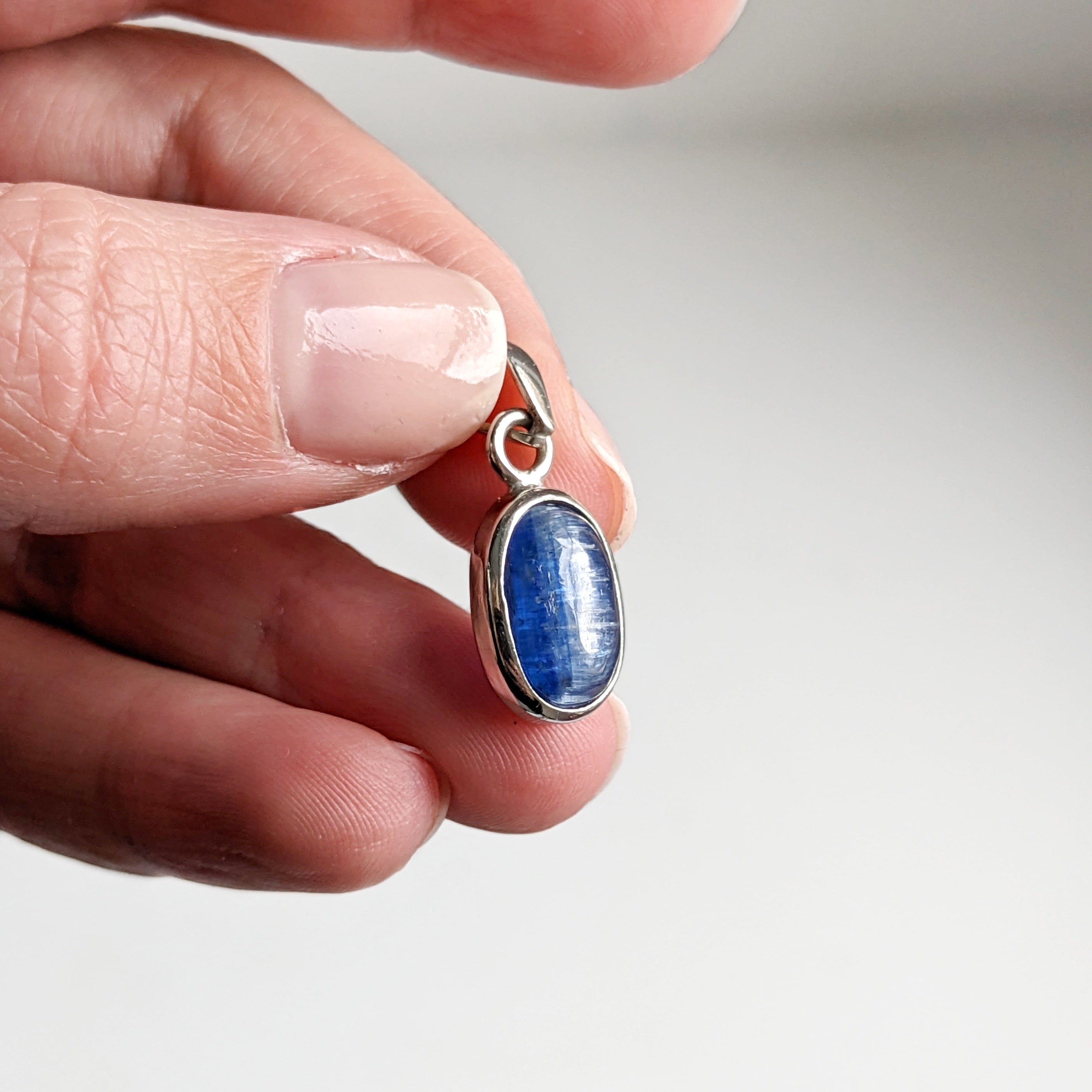 pendentif cyanite argent