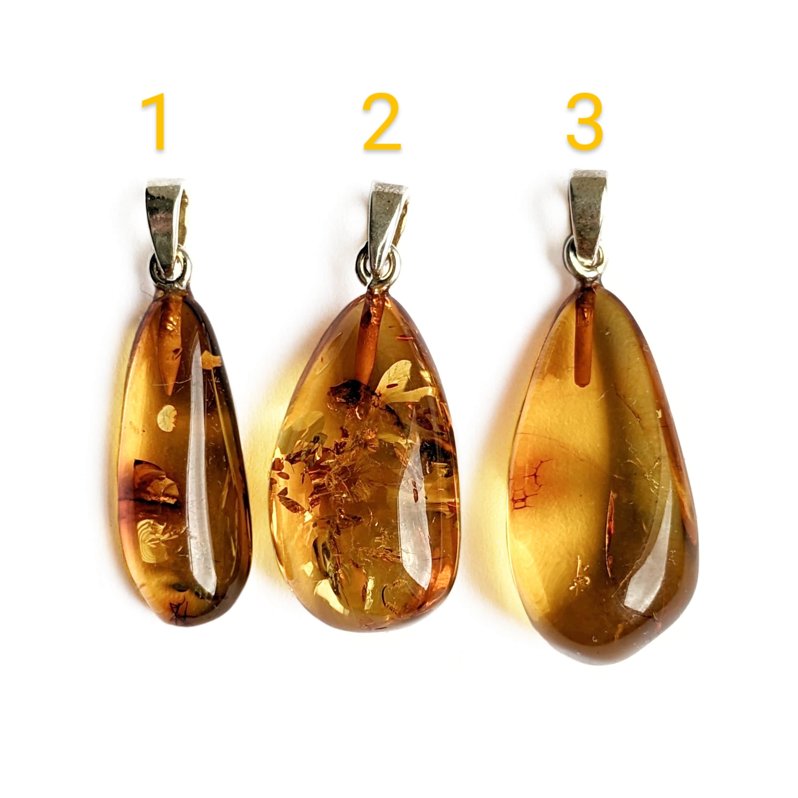 Pendentif en Ambre – Chaleur et Protection Naturelle