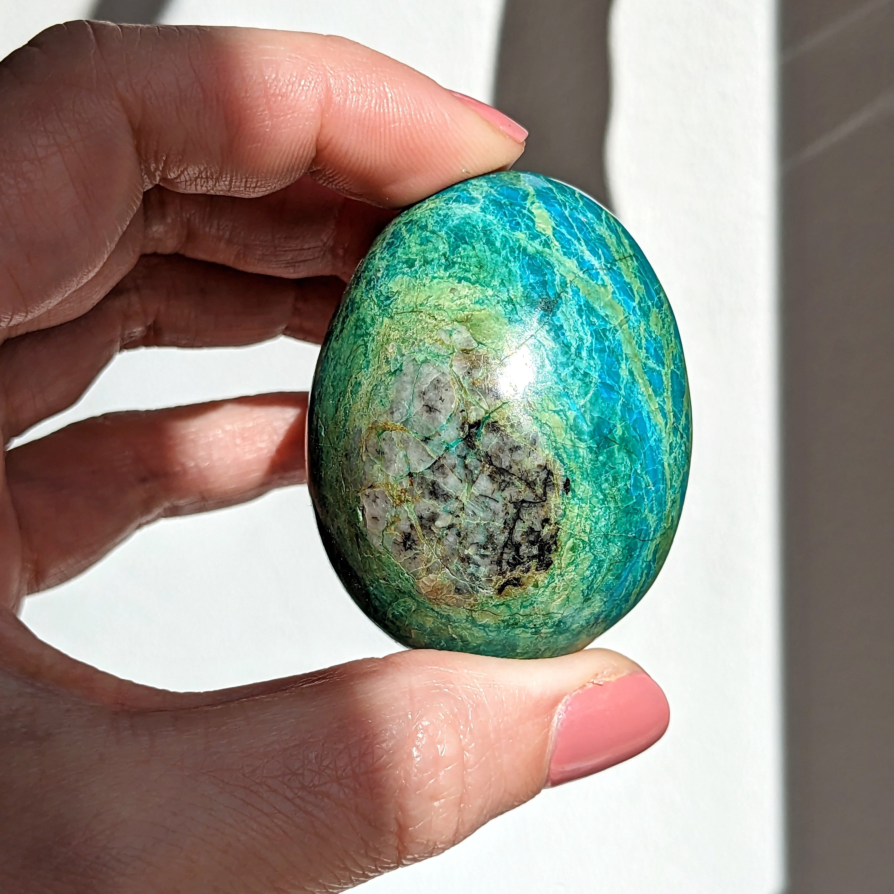 pierre chrysocolle forme oeuf