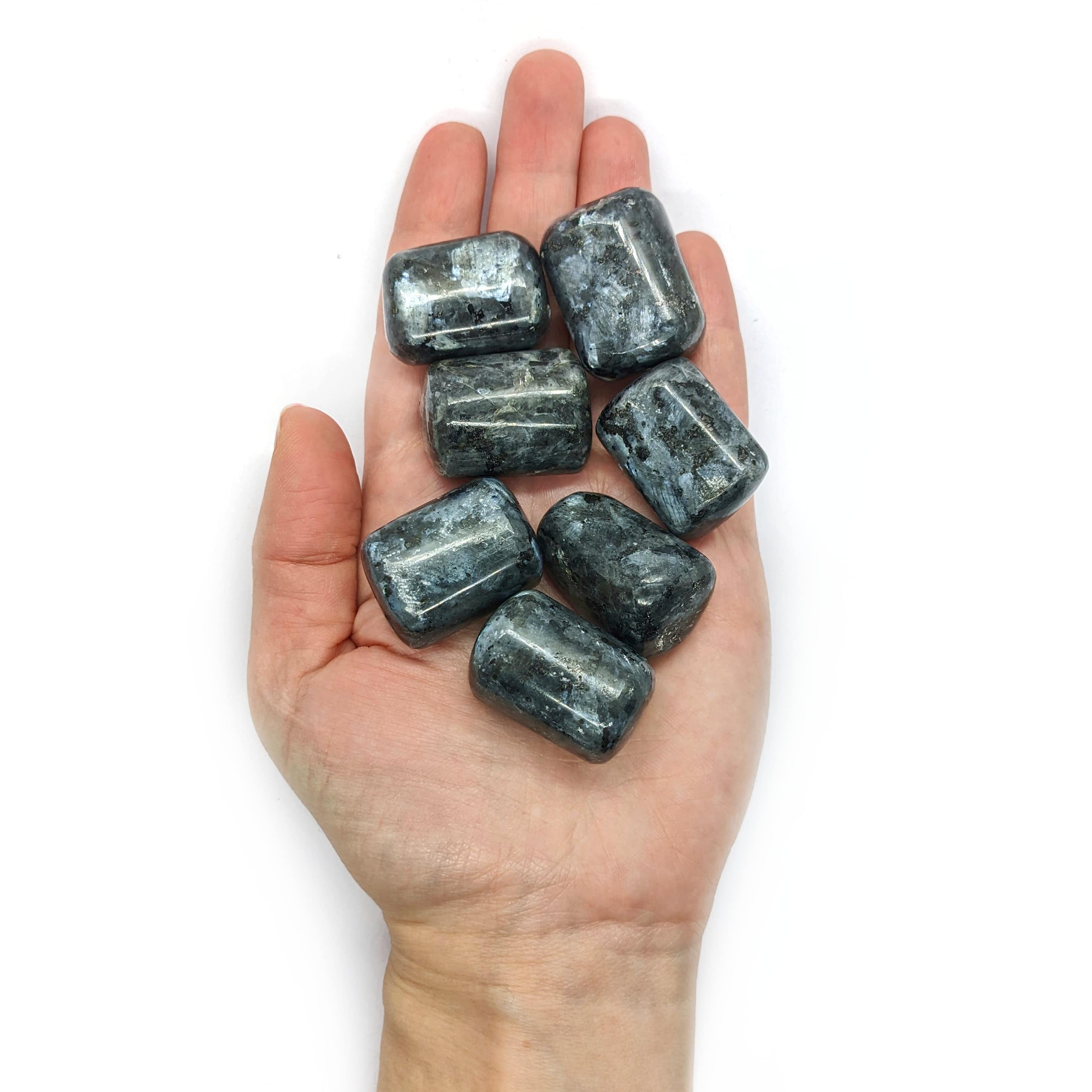 pierre naturelle larvikite