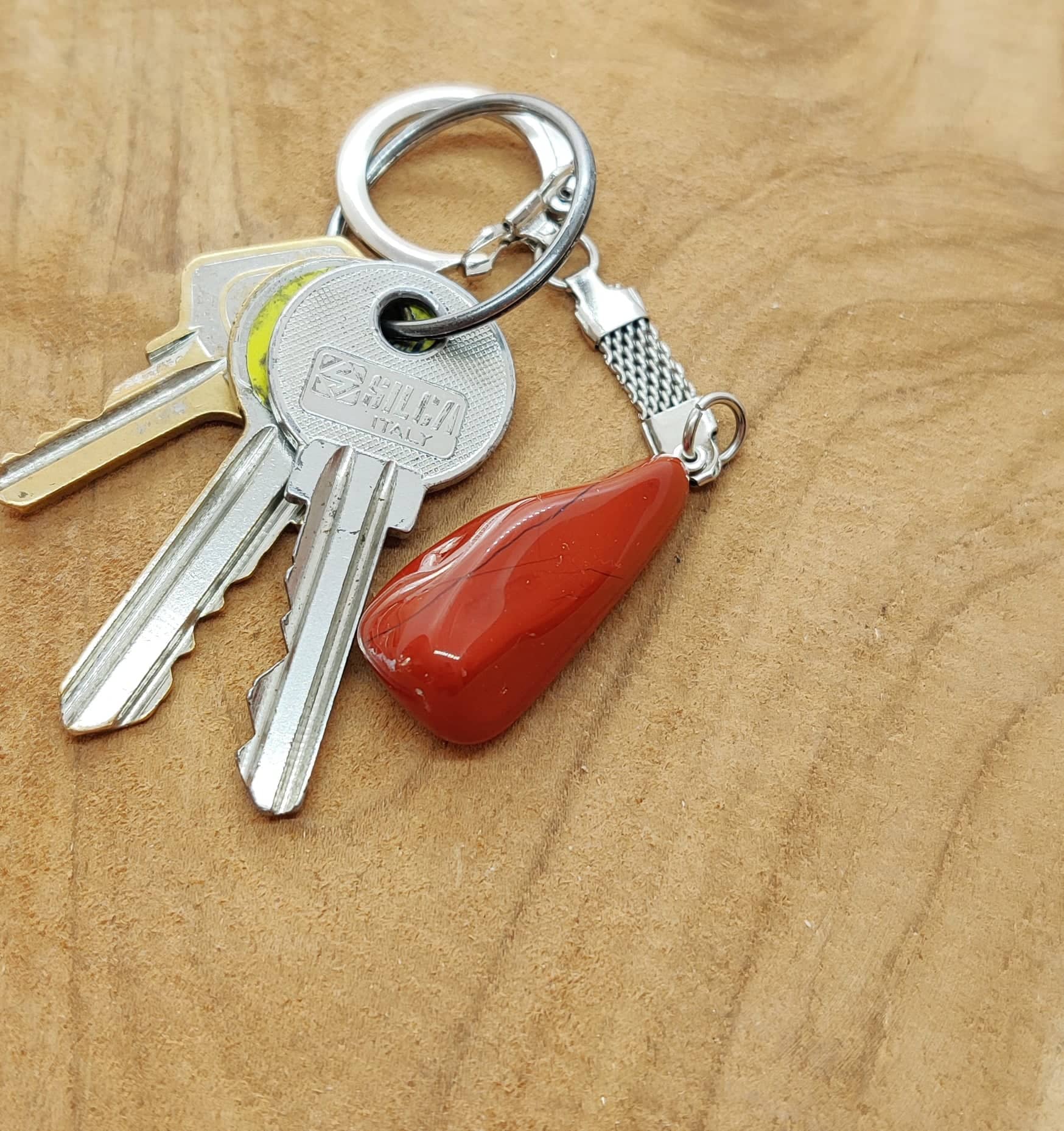 Porte clé jaspe rouge lithothérapie
