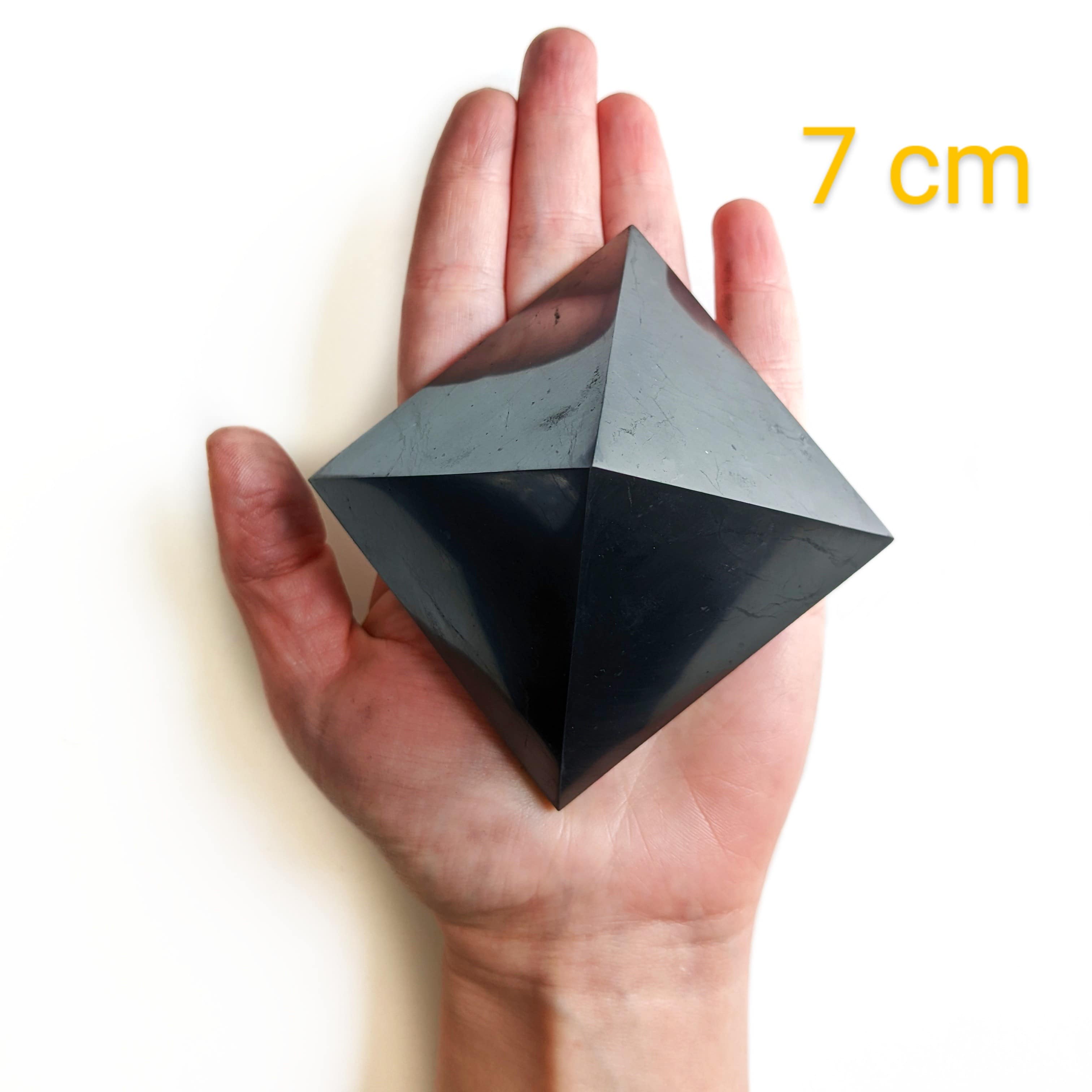 pyramide pierre shungite lithotherapie