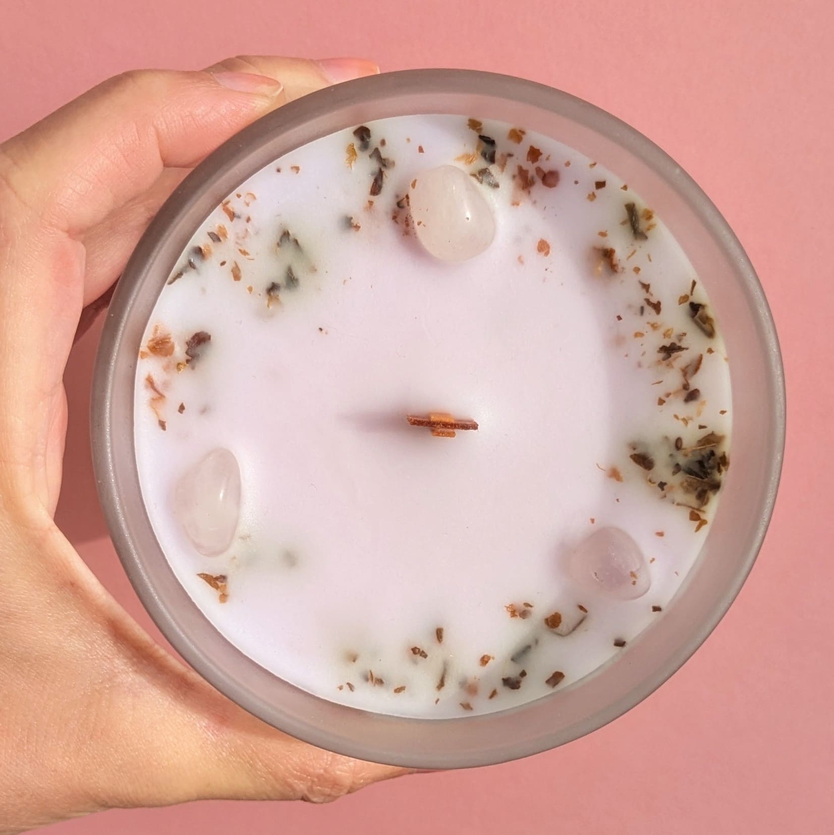 Mèche en Bois et cire de Soja cette bougie est combustible 36h