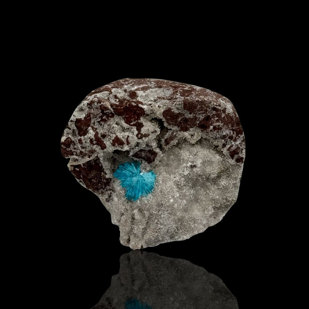 Cavansite bleue sur matrice : pierre naturelle bleu intense
