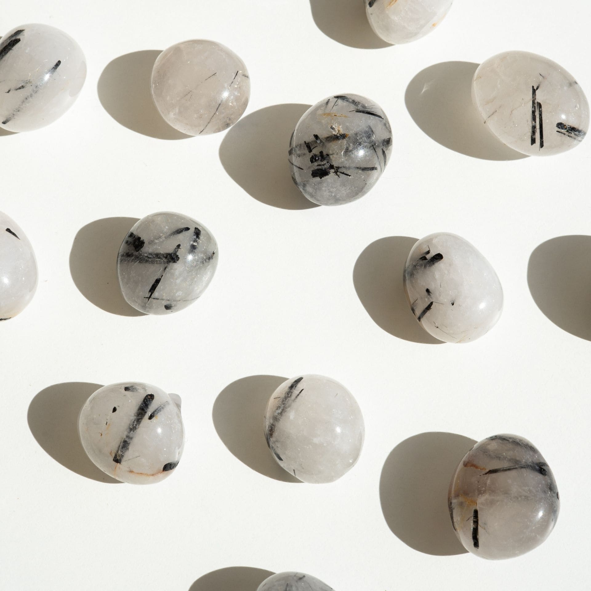 Cristal de Roche Tourmaline vue de haut