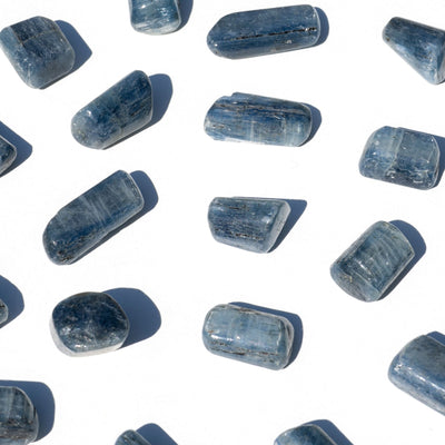 Cyanite zoom 