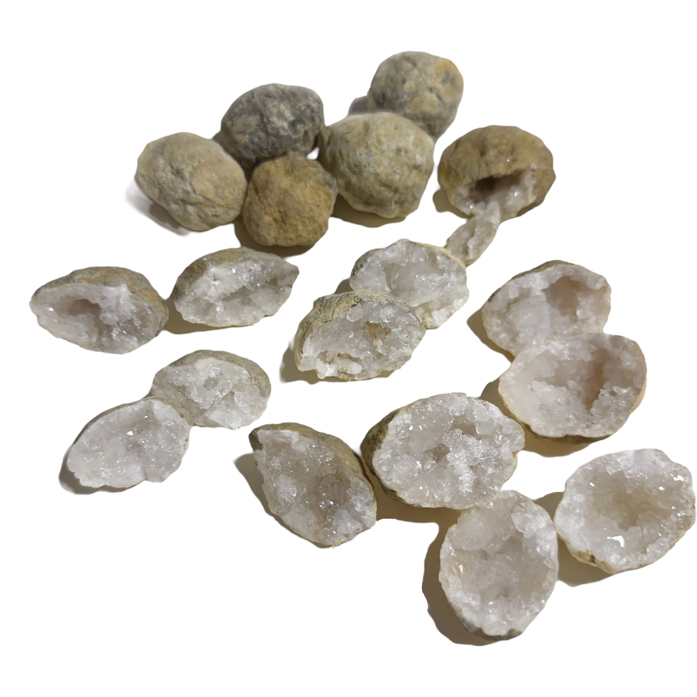 Mini géode Quartz pesant 40 à 60 g symbole de pureté.