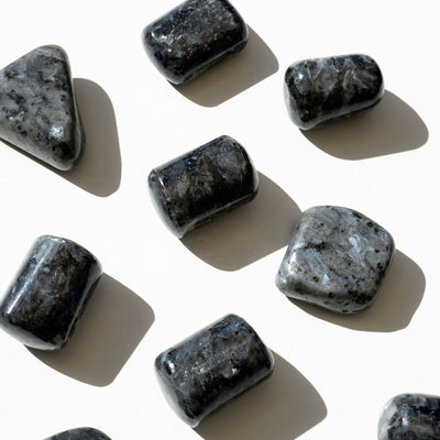 Larvikite zoom