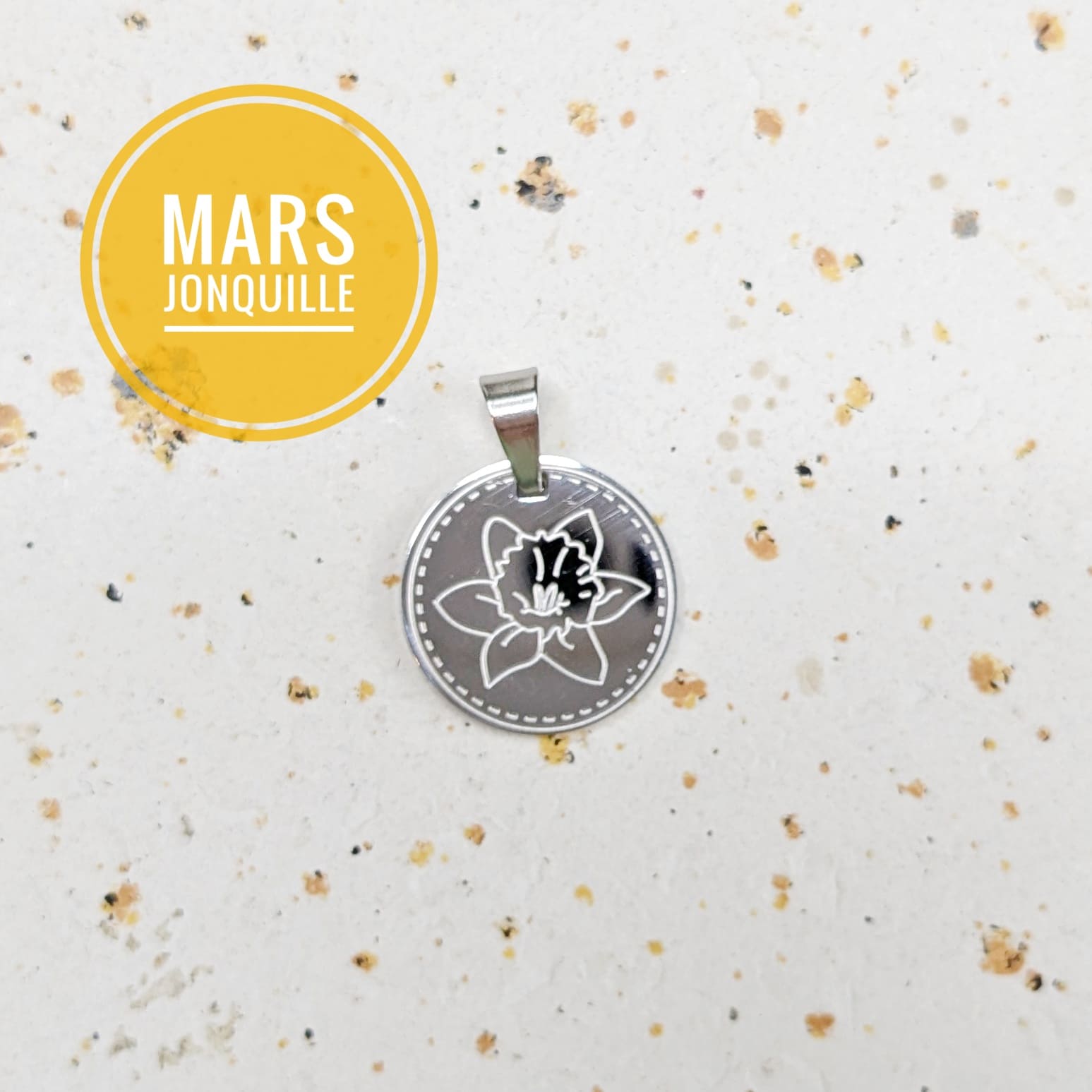 Pendentif fleur de naissance