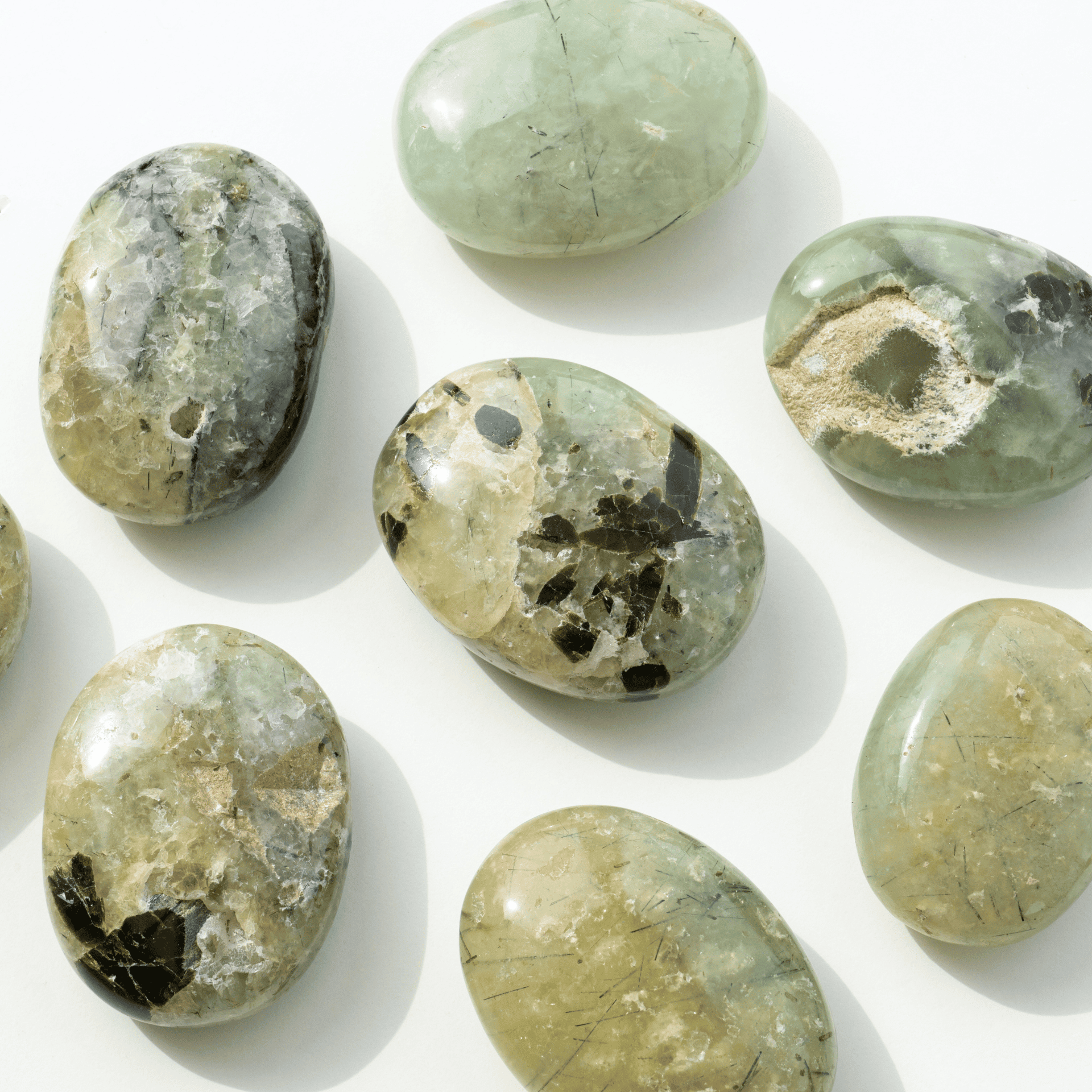Galet Prehnite zoom