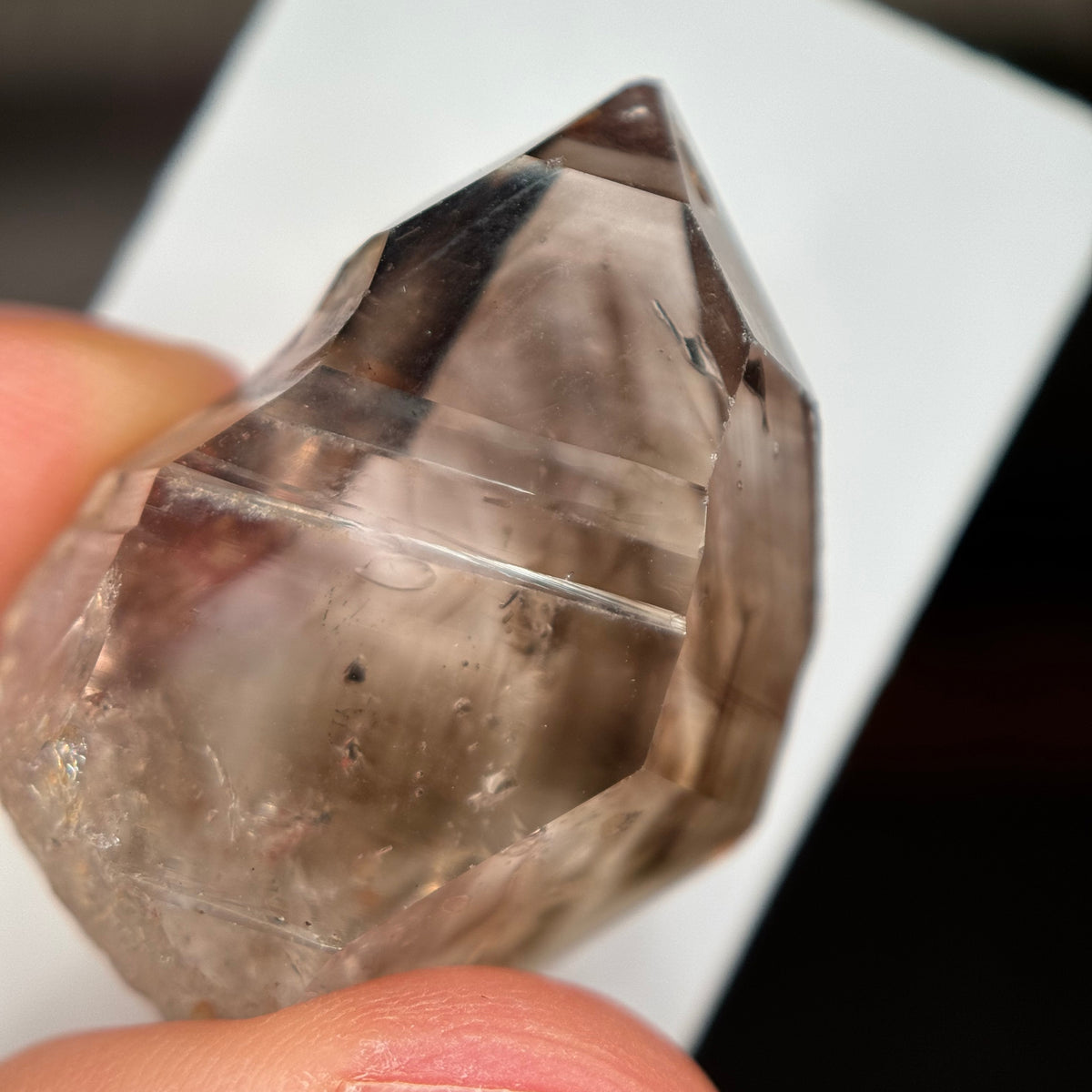 Quartz fumé à fantômes 15,68 g (Streep, Goboboseb)
