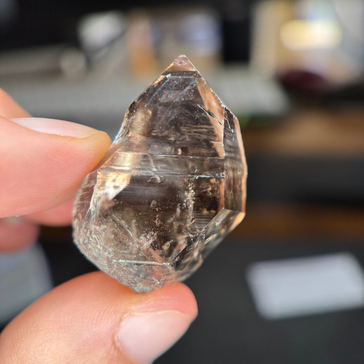Quartz fumé à fantômes 15,68 g (Streep, Goboboseb)