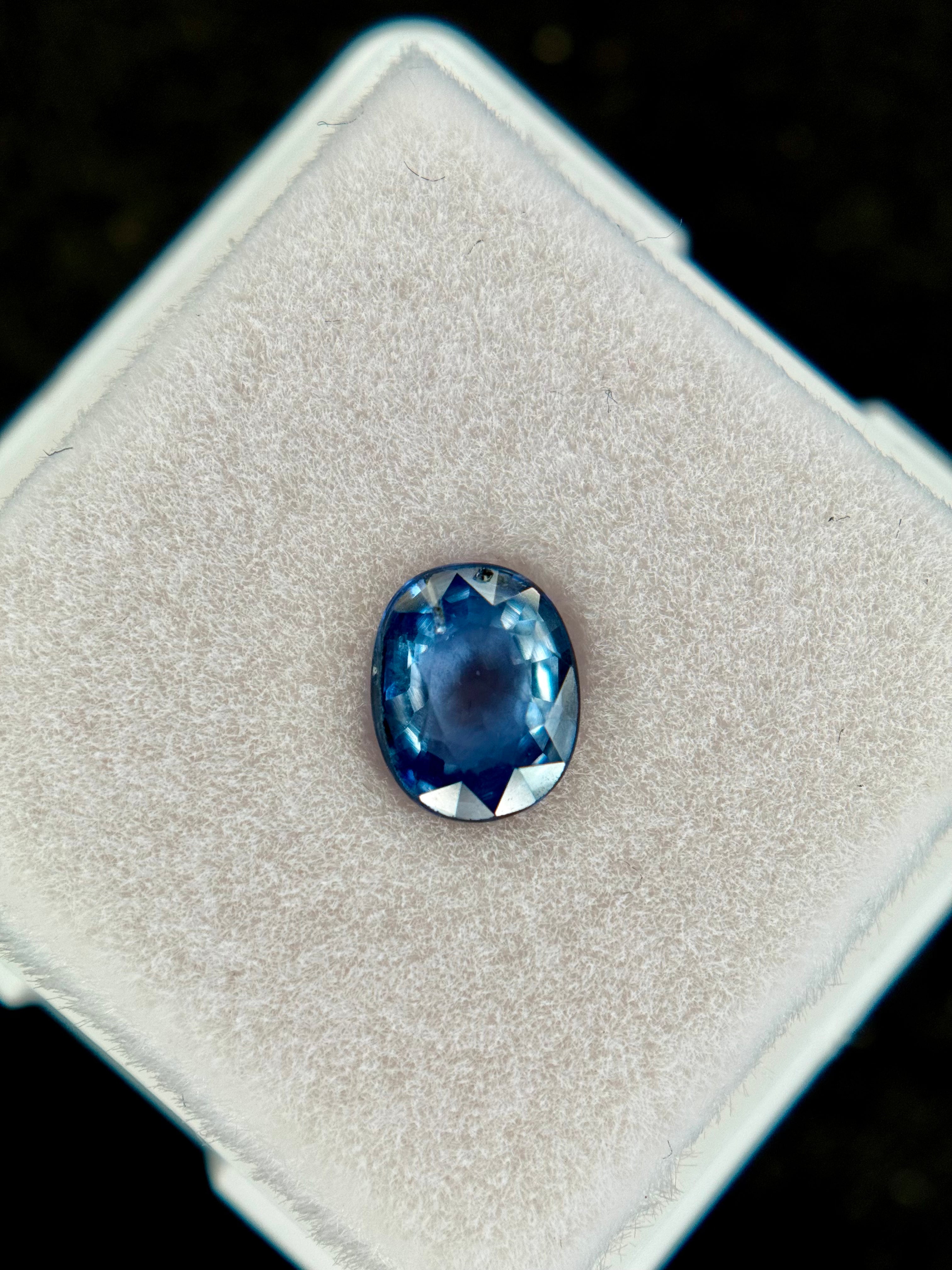 Saphir bleu 0,91 carat