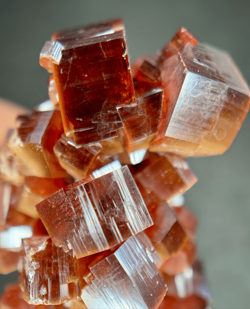Vanadinite Cristallisée en Grappe (77g) - Mibladen, Maroc