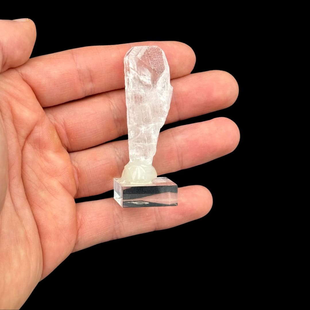 Danburite Blanche Rosée - (Mexique)