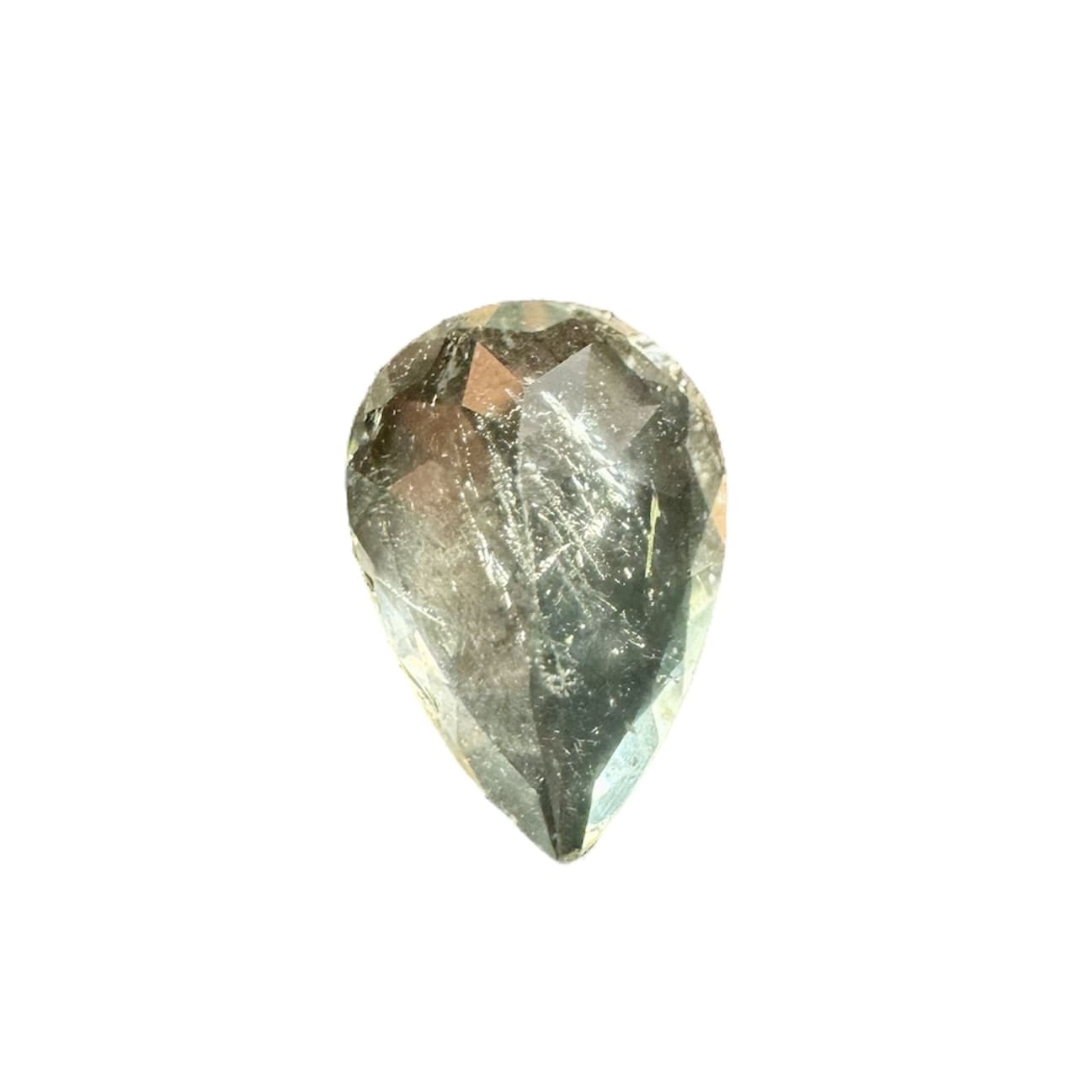 béryl vert pierre gemme de 1,35 carat, avec inclusions