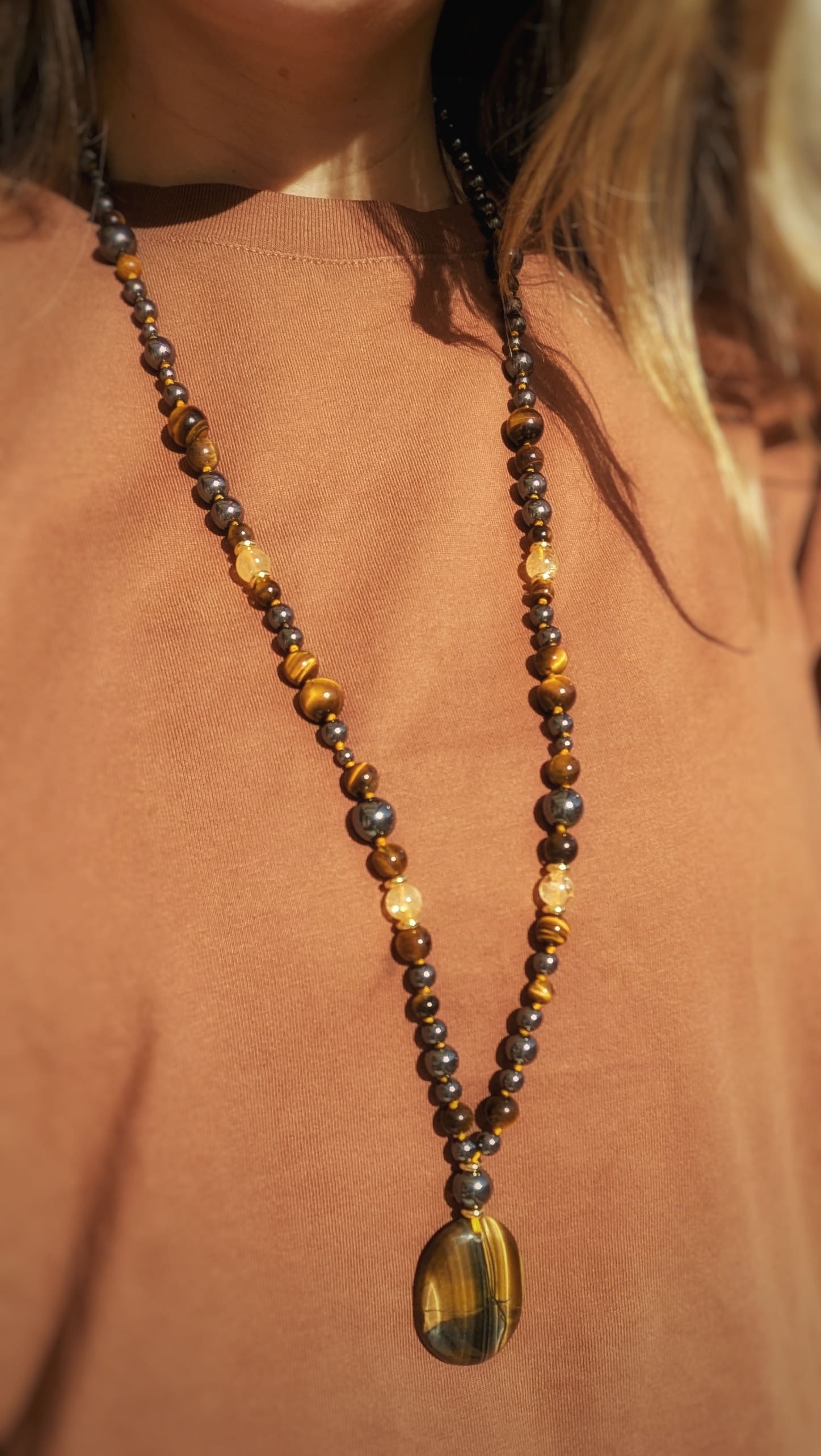 Collier mala "JE PRENDS MA PLACE" - Hématite Oeil de tigre et Citrine