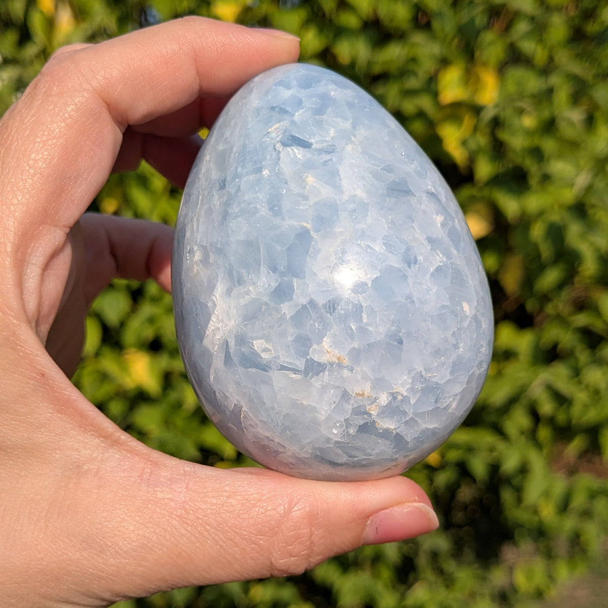 Oeuf calcite bleue