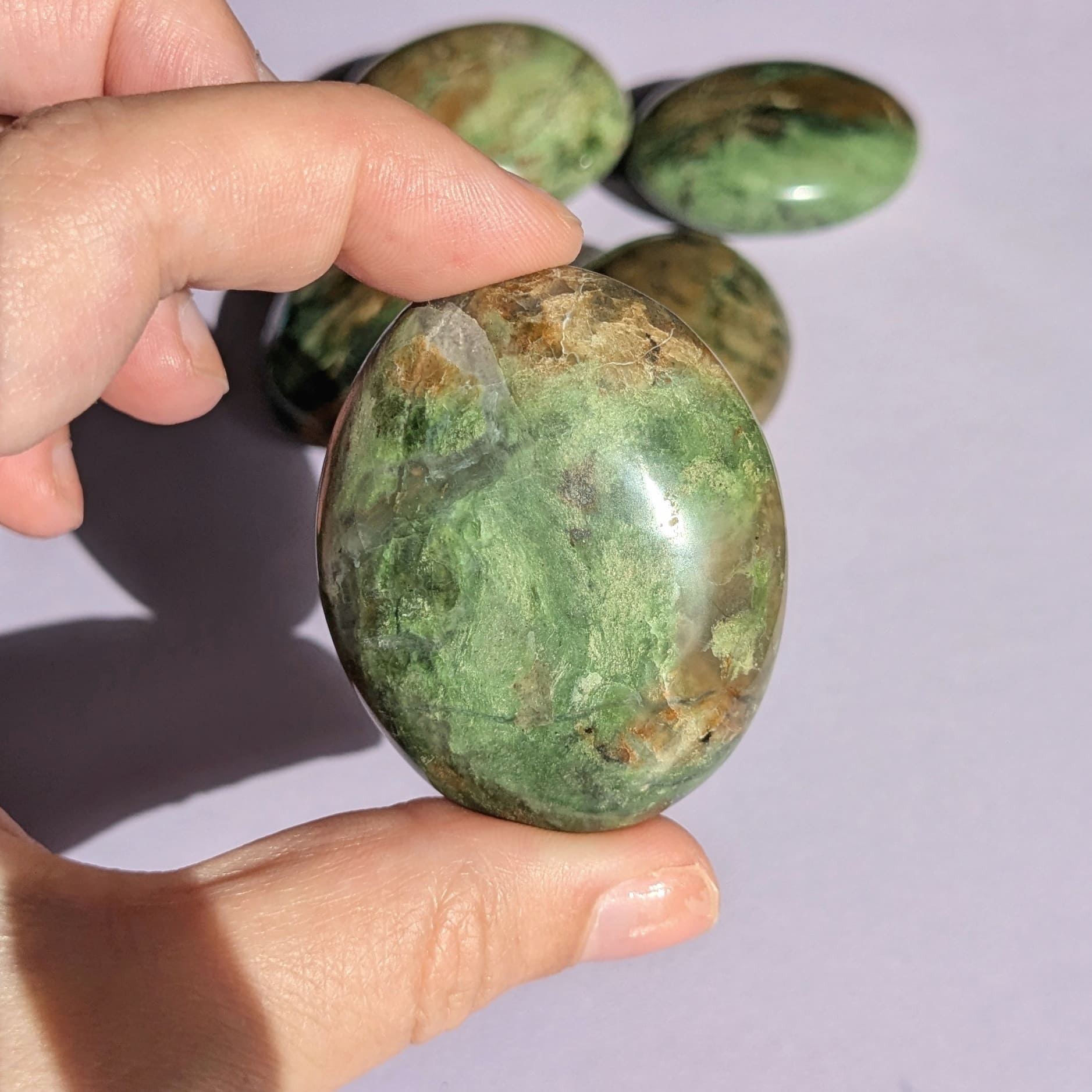 galet pierre chrysoprase naturelle