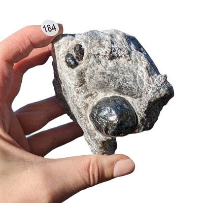 Obsidienne Larme d’Apache sur Gangue – Protection