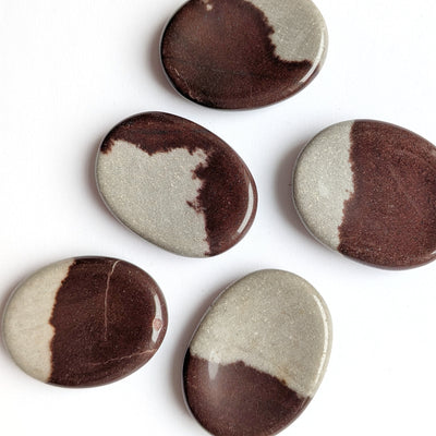 pierre de pouce shiva